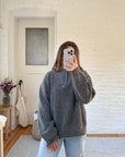 The grey speckled Henley (L)
