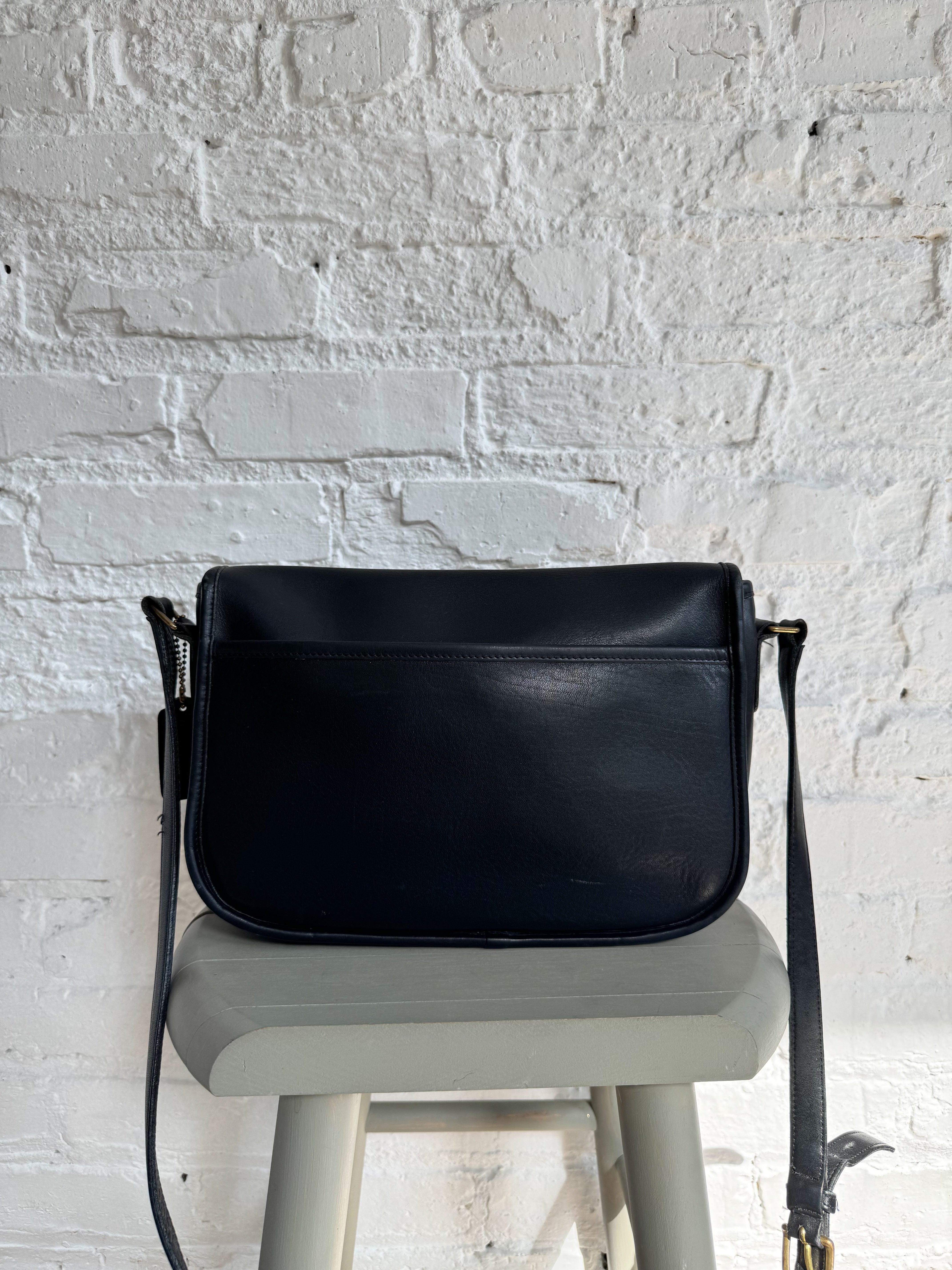 The Vintage Coach City Bag – earthful collective