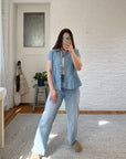 The Chambray Short Sleeve Button Up (M)