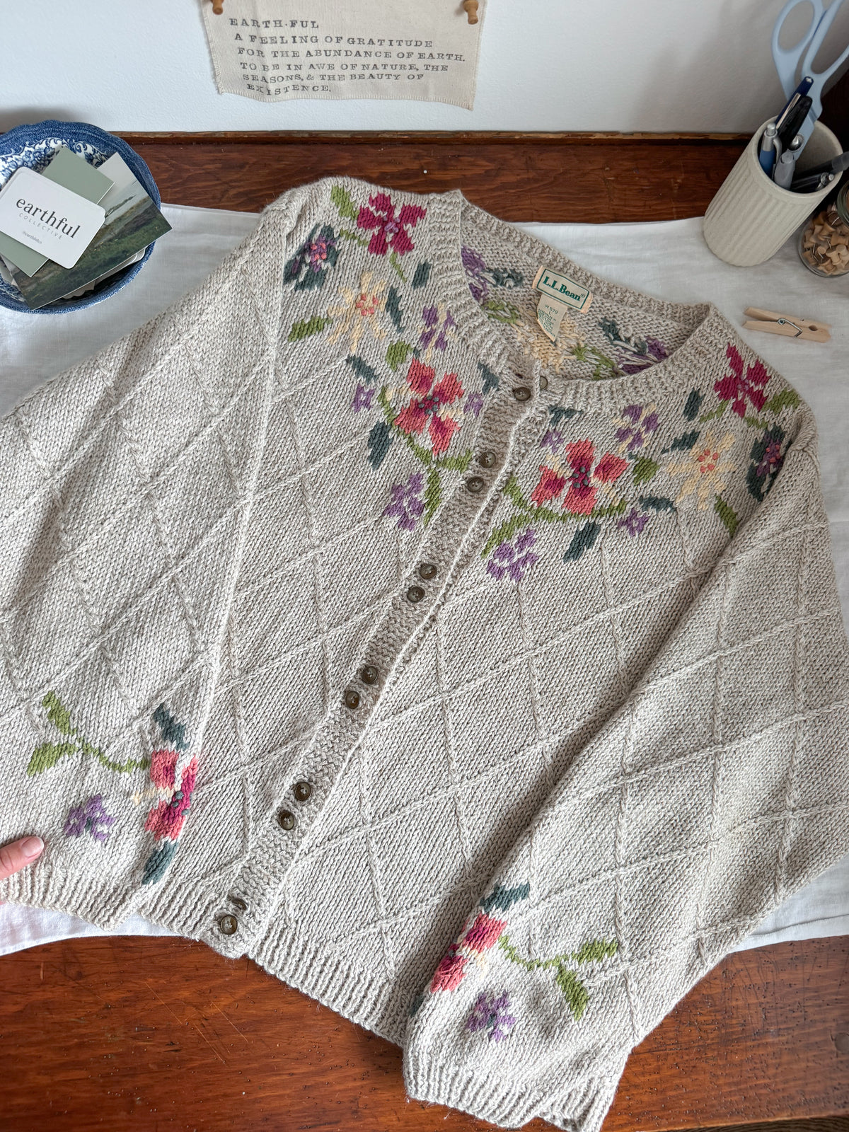 The Floral Bean Cardigan (L)