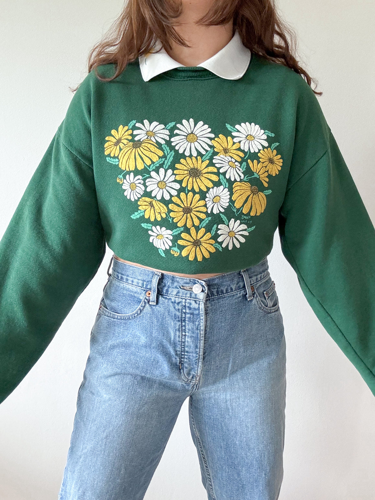 The Abstract Daisy Collared Crewneck (L)
