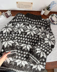 The Chunky Snowflake Sweater (L)