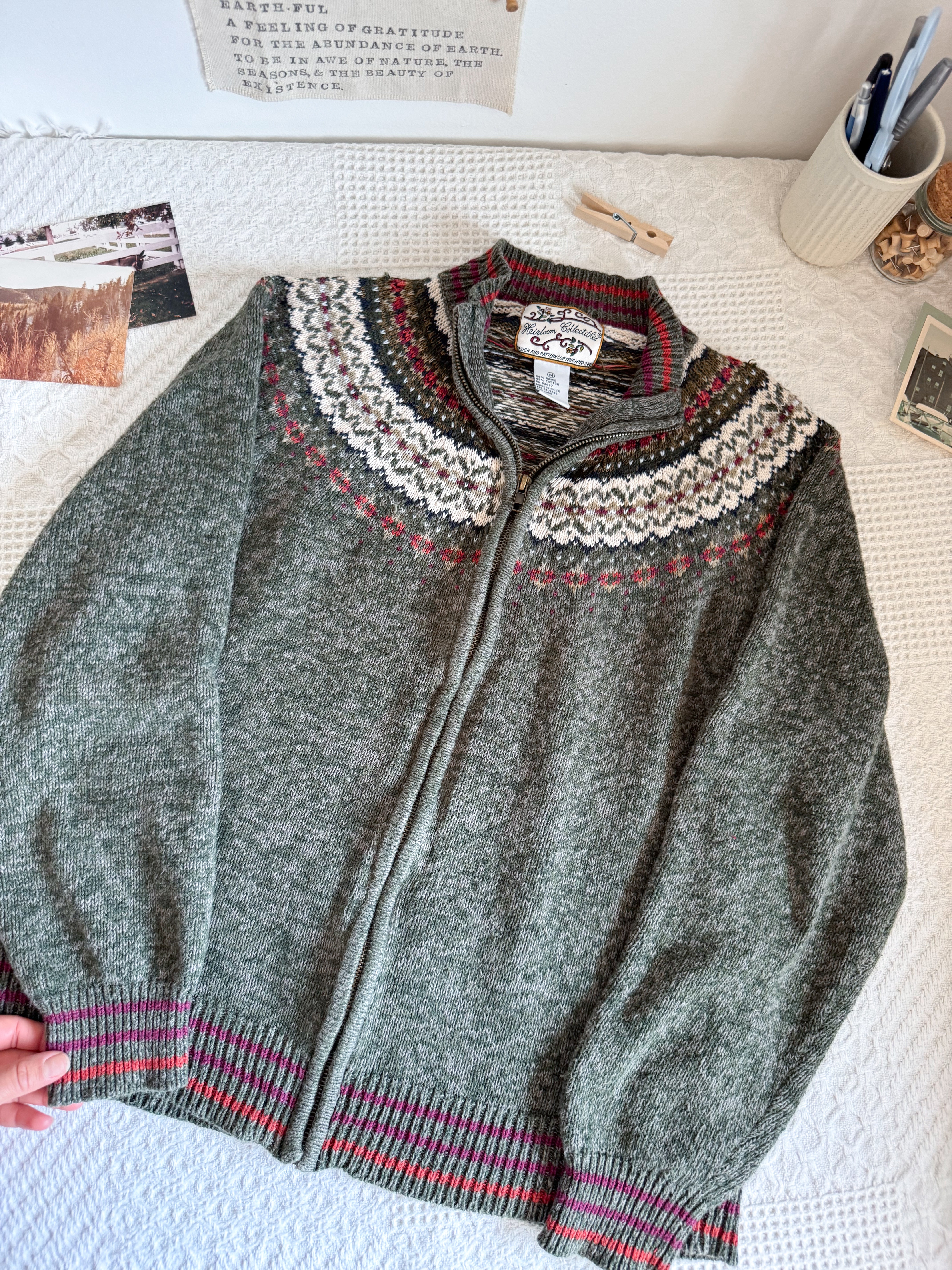 The Olive Heirloom Fair Isle Cardigan (M)