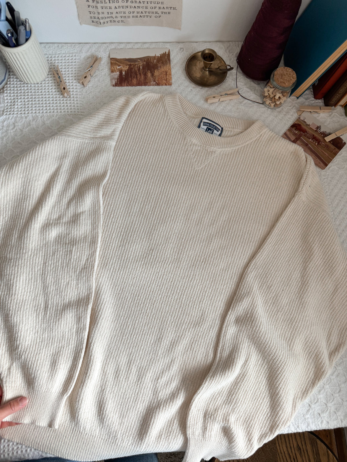The Creamy Ribbed Sweater (L)