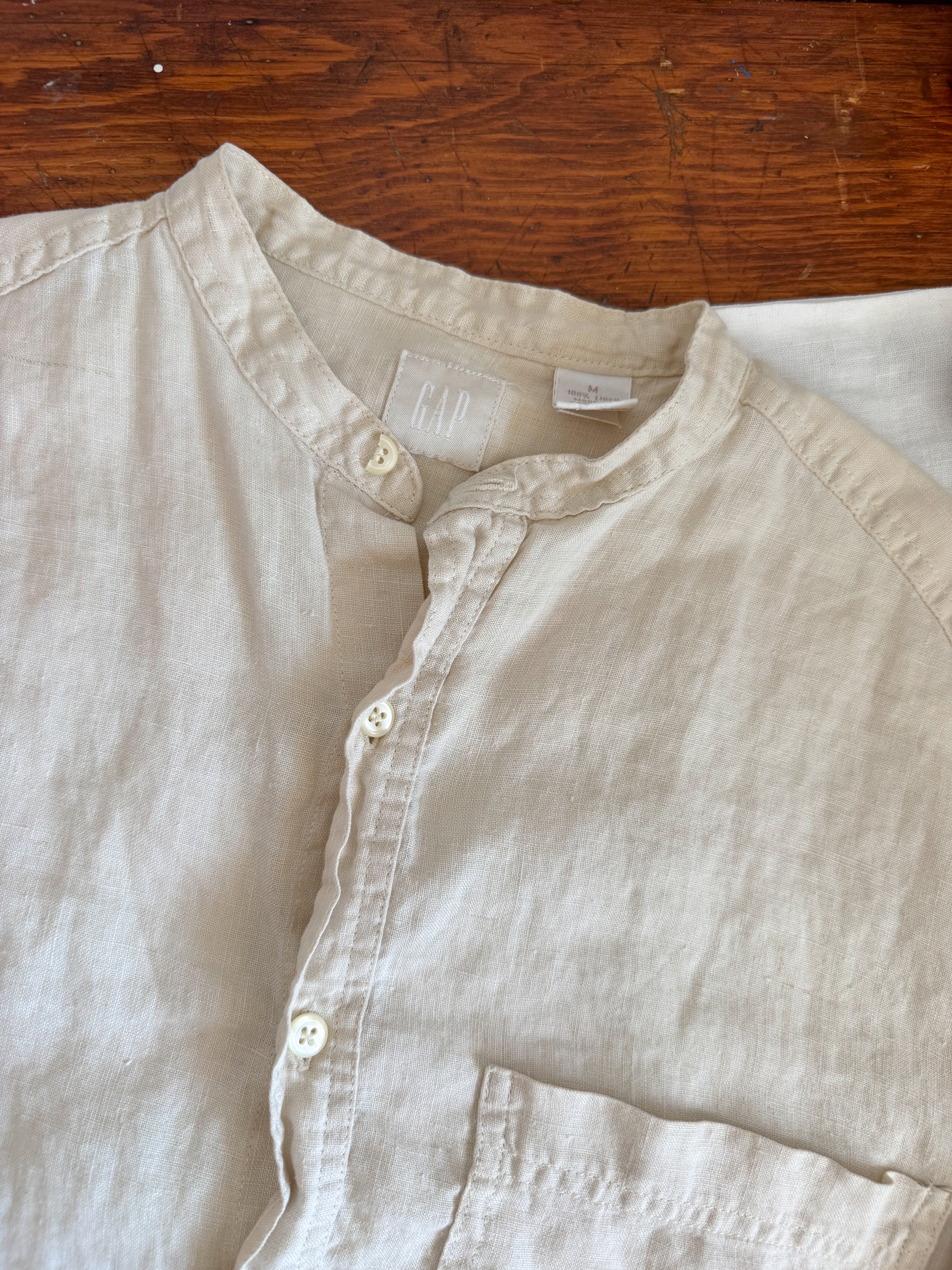 The Butter Yellow Linen Button Up (L)