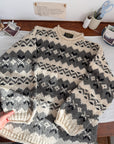 The Woolen Igloo Sweater (XL)
