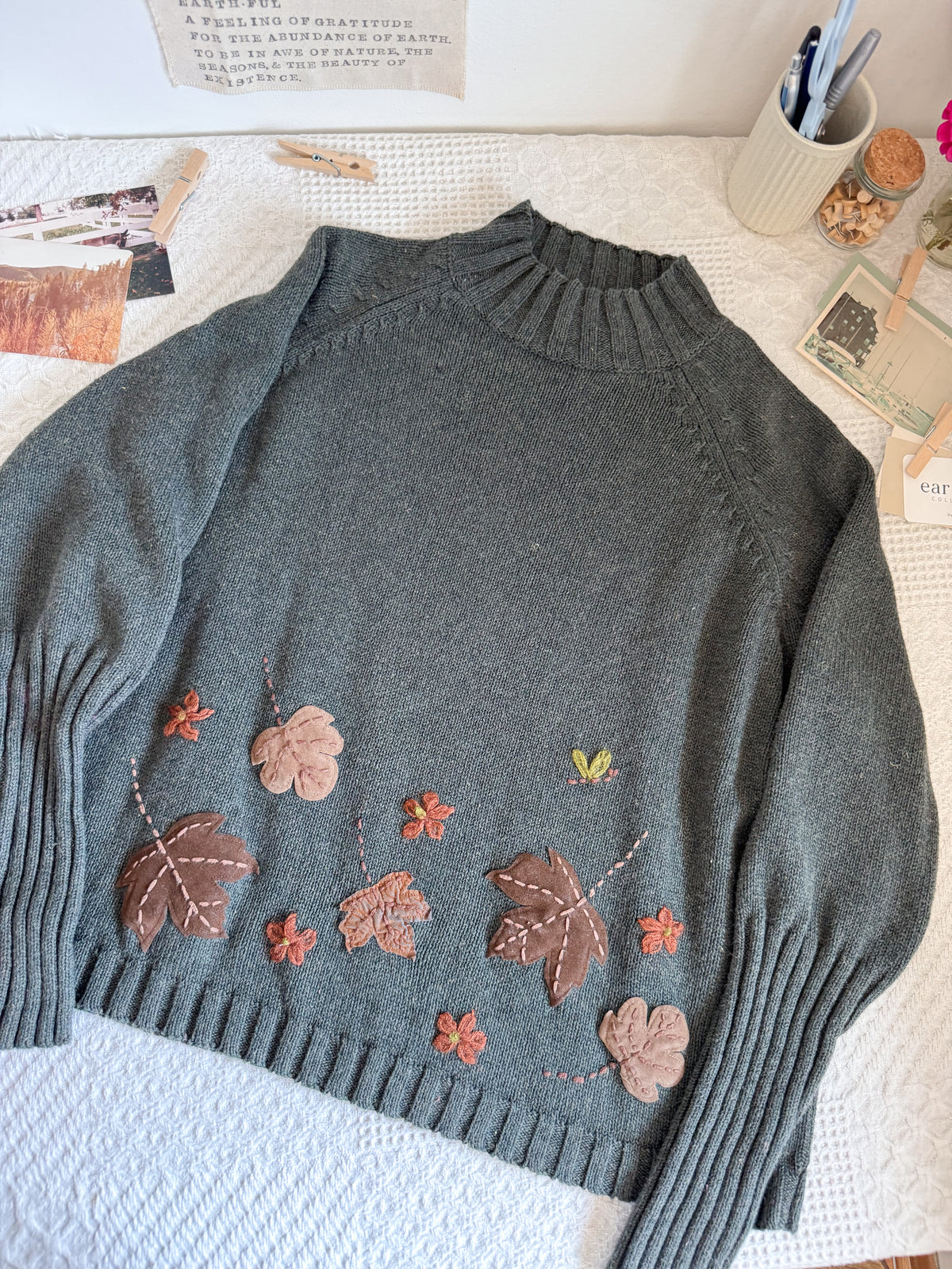 The Leafy Moss Mock Neck Sweater (L)