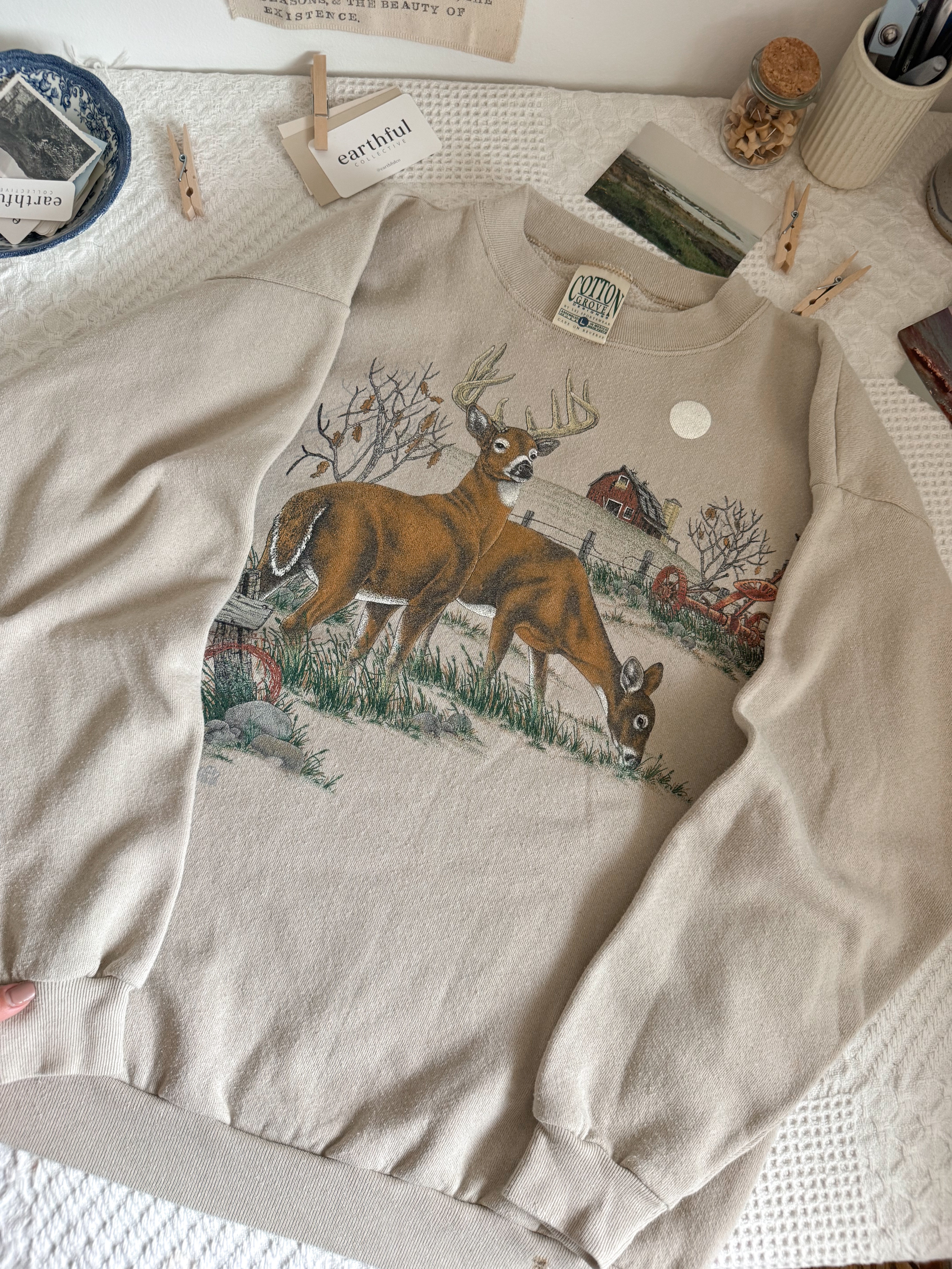The Barn Deer Crewneck (L)
