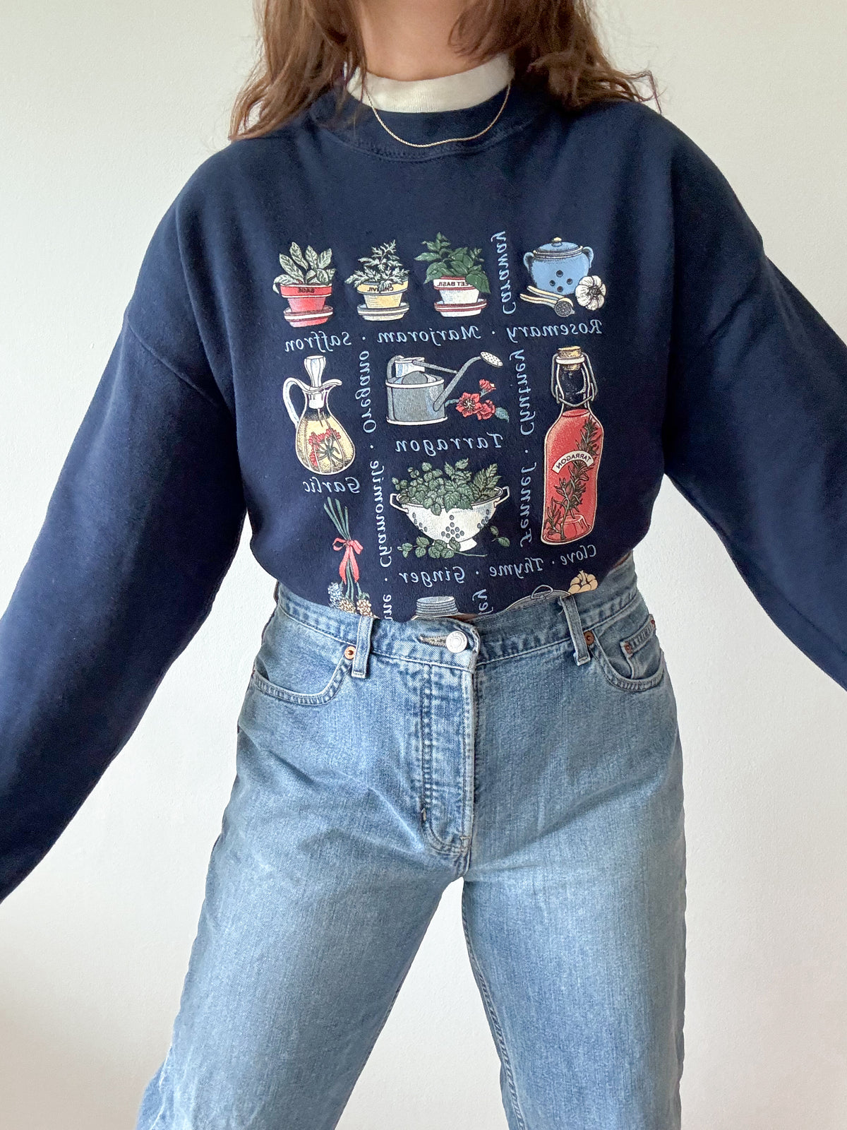 The Herbs &amp; Spices Granny Crewneck (L)