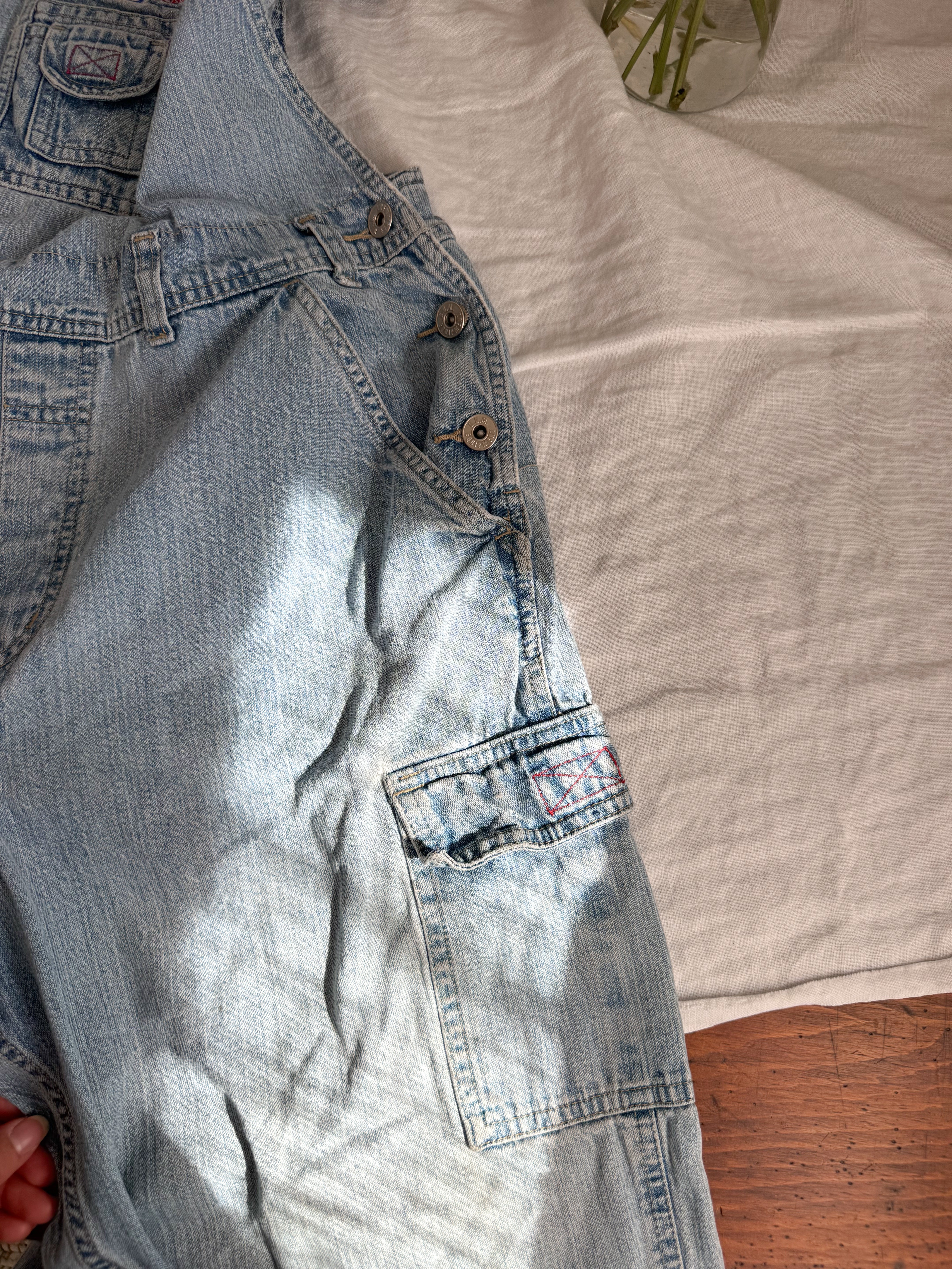 The Light Wash Carpenter Overalls (L)