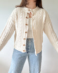 The Creamy Wood Button Bean Cardigan (M)