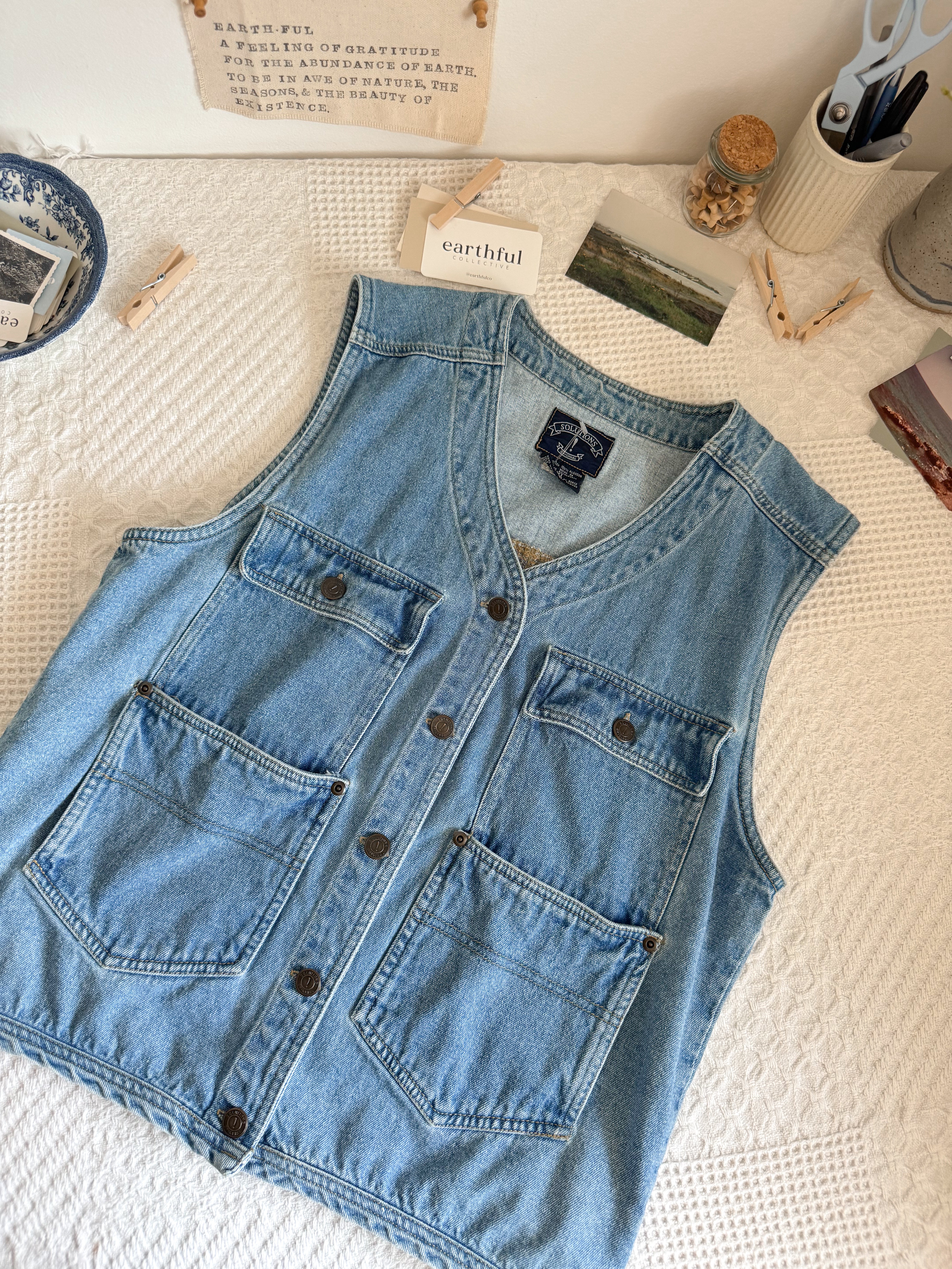 The Denim Utility Vest (M)
