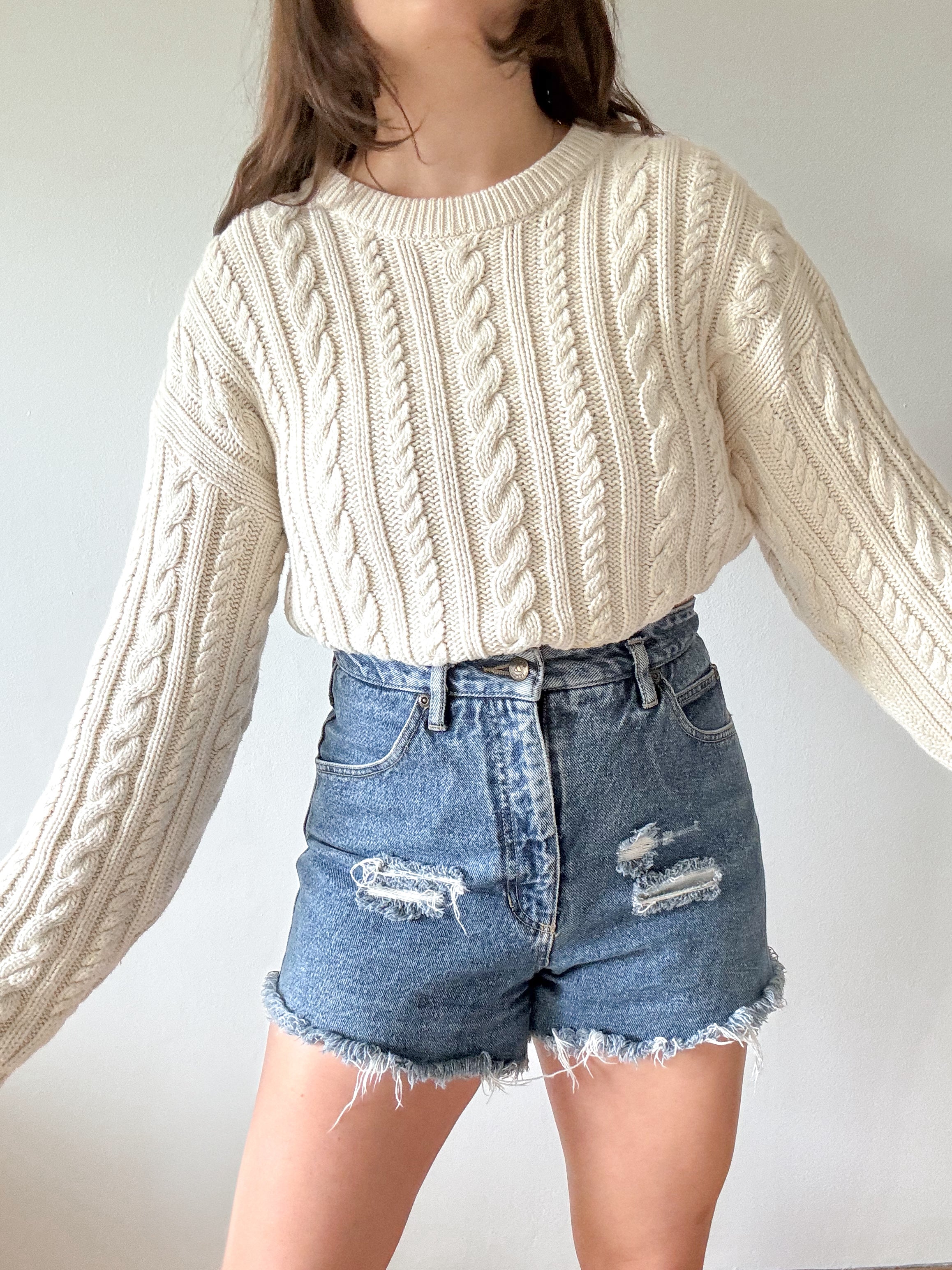 The Creamy Cable Knit Sweater (L)