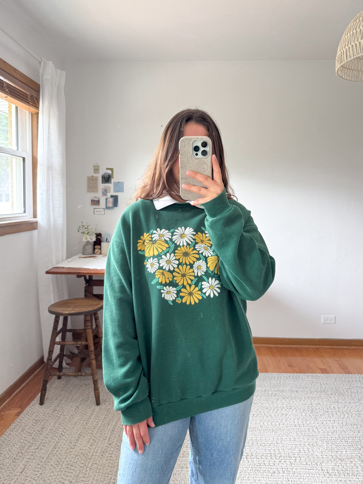 The Abstract Daisy Collared Crewneck (L)