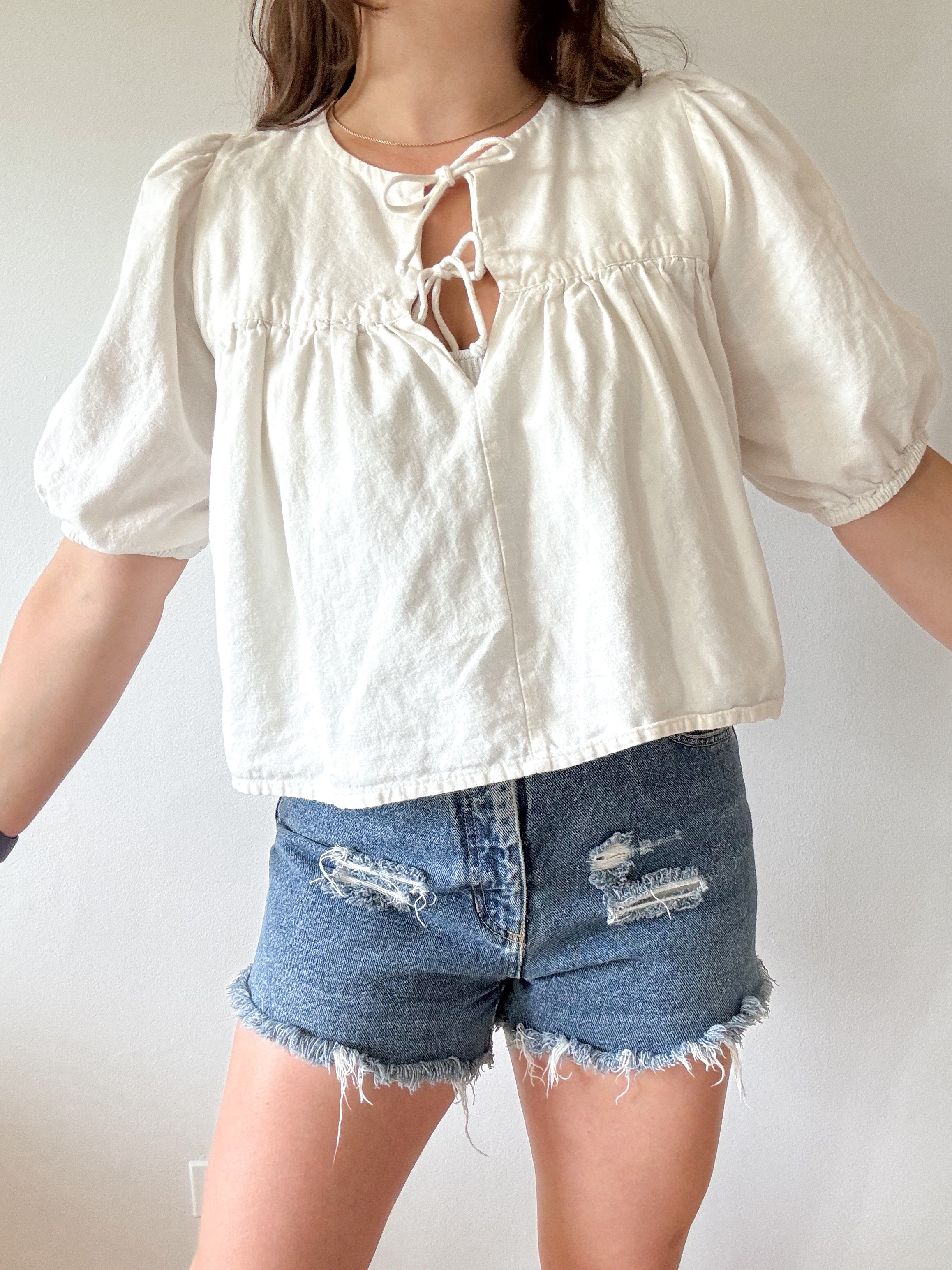 The Boutique Tie Peplum Top (S)