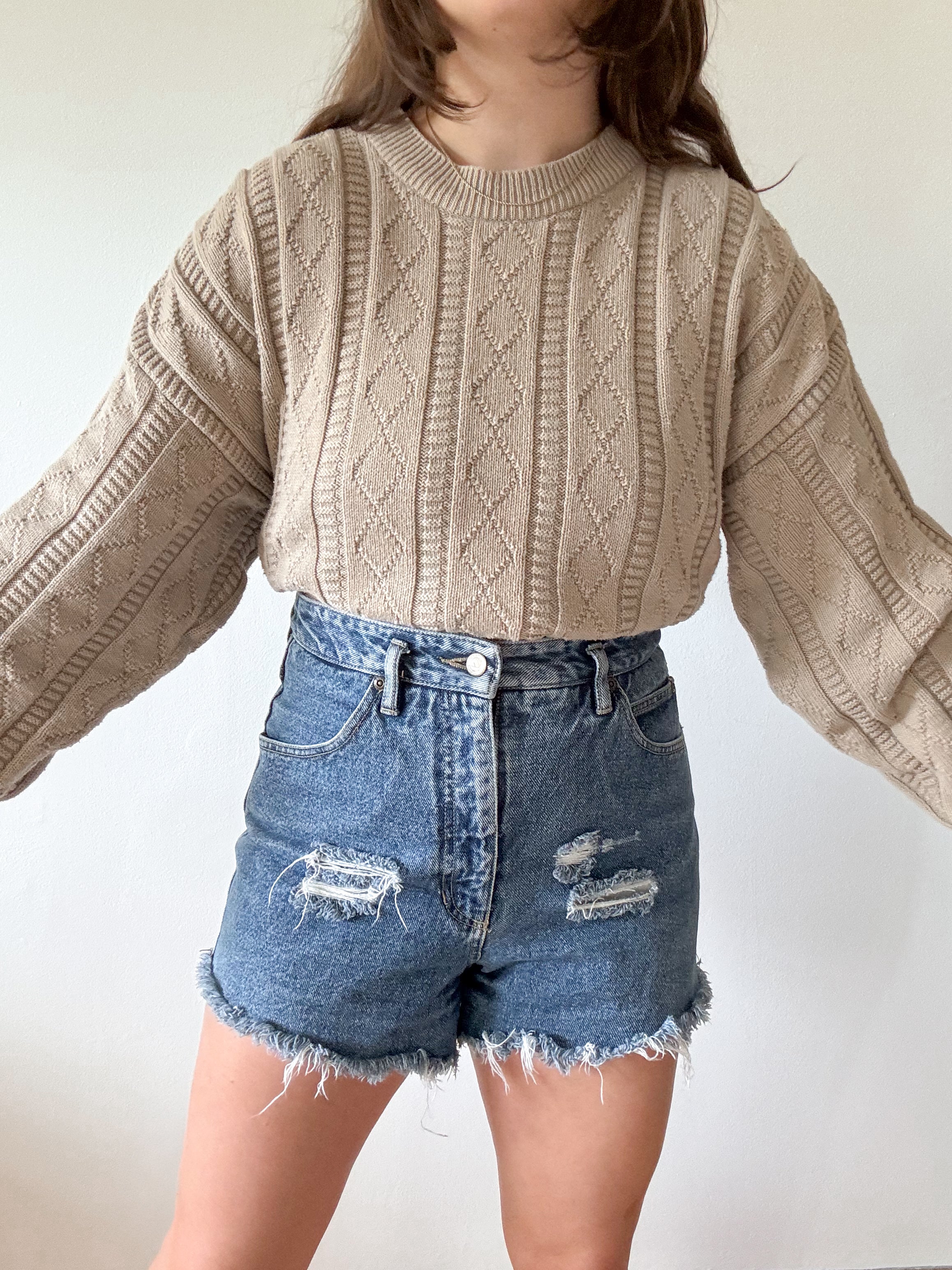 The Beige Diamond Sweater (XL)