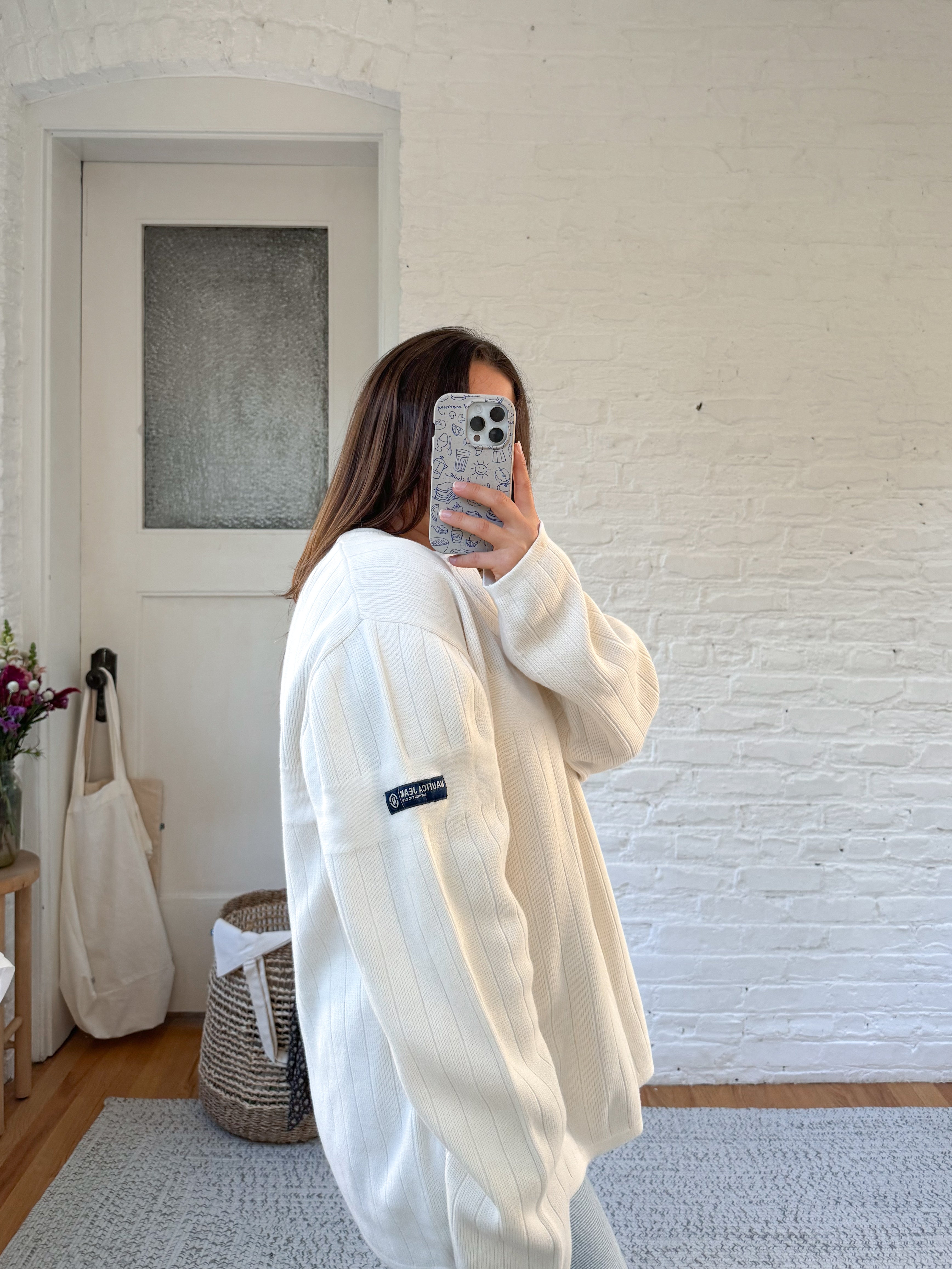 The White Wide Ribbed Sweater (XL)