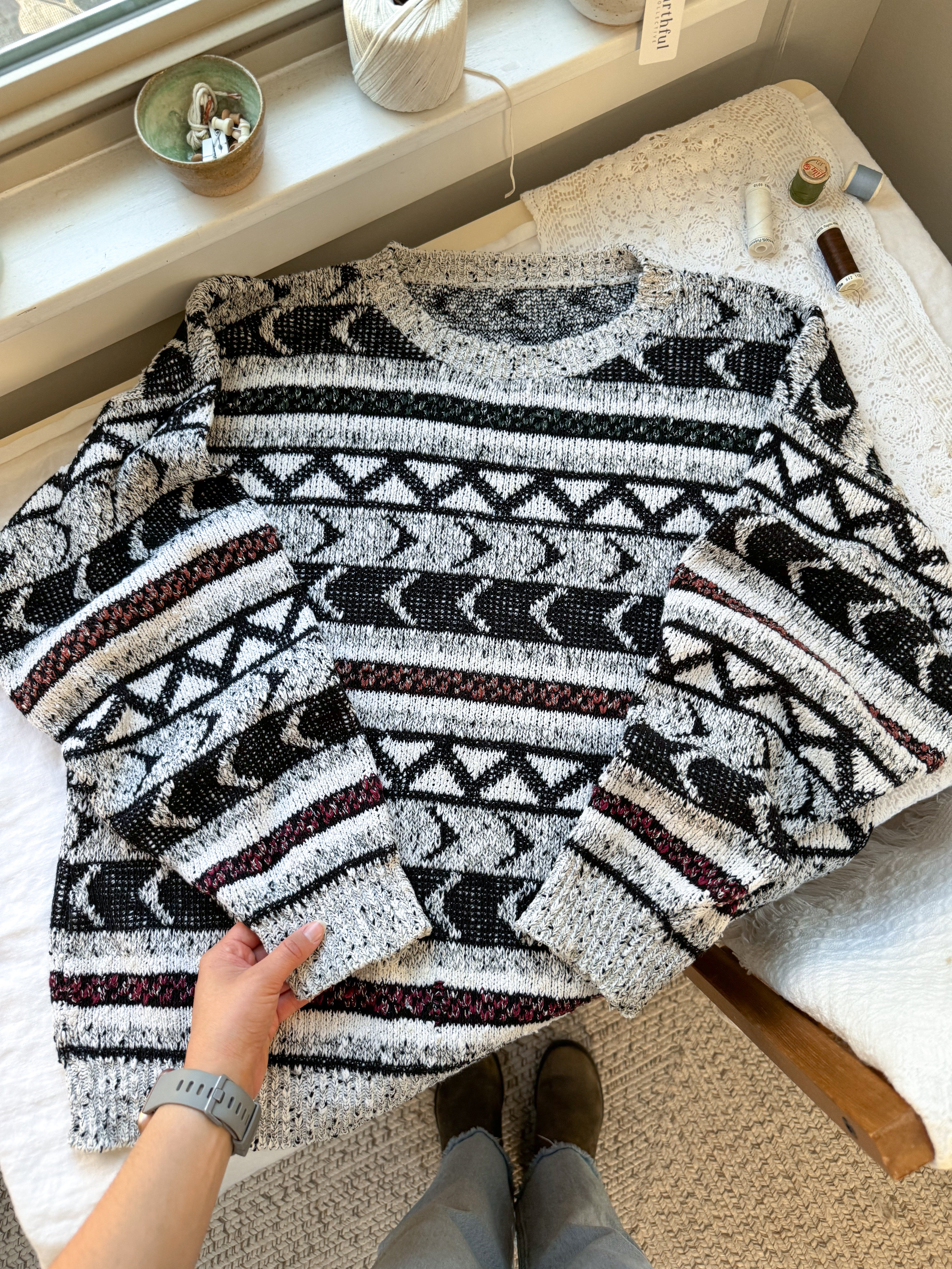 The Crescent Moon Pattern Sweater (XL)