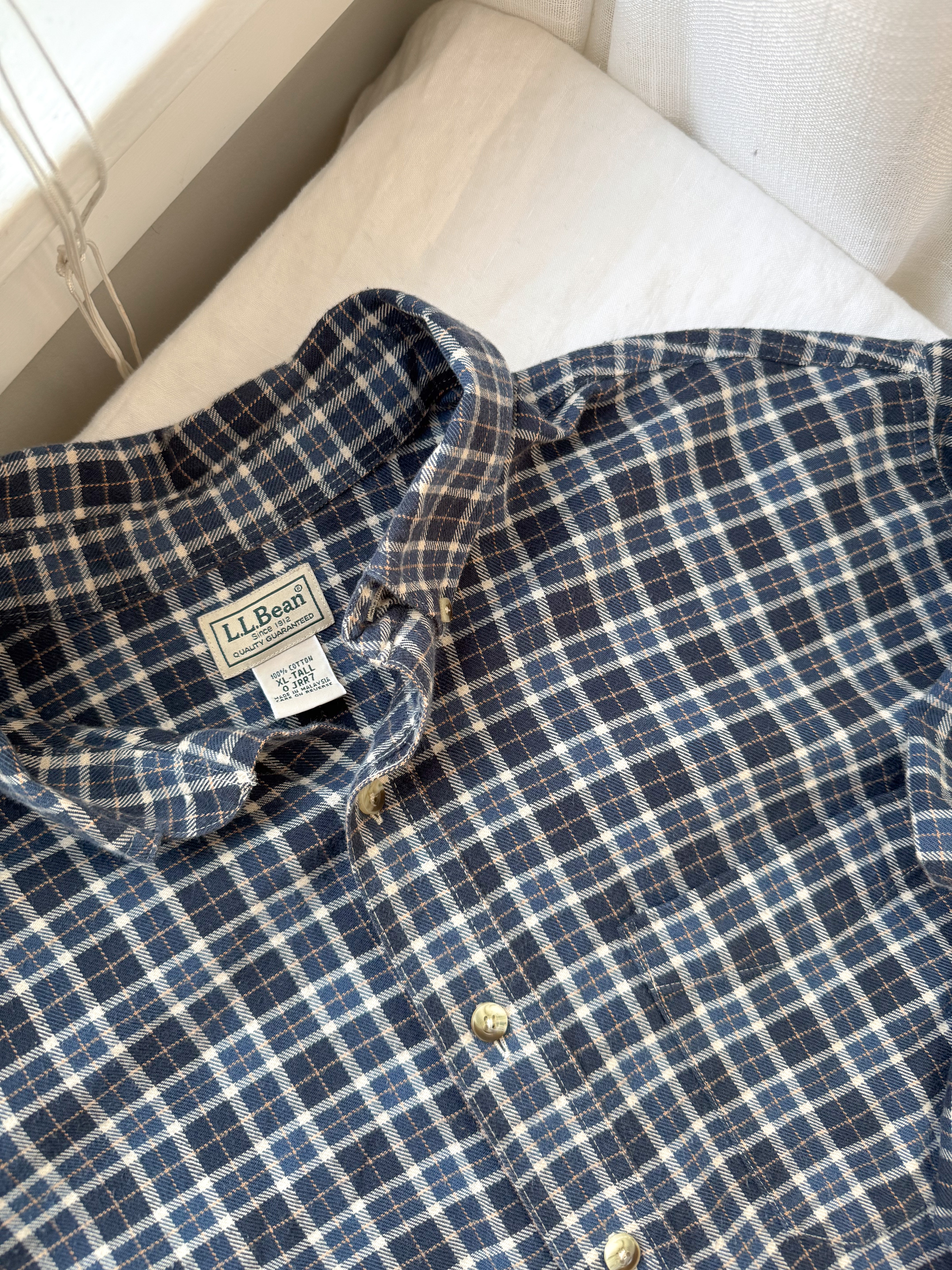 The Midnight Woods Flannel (XLT)