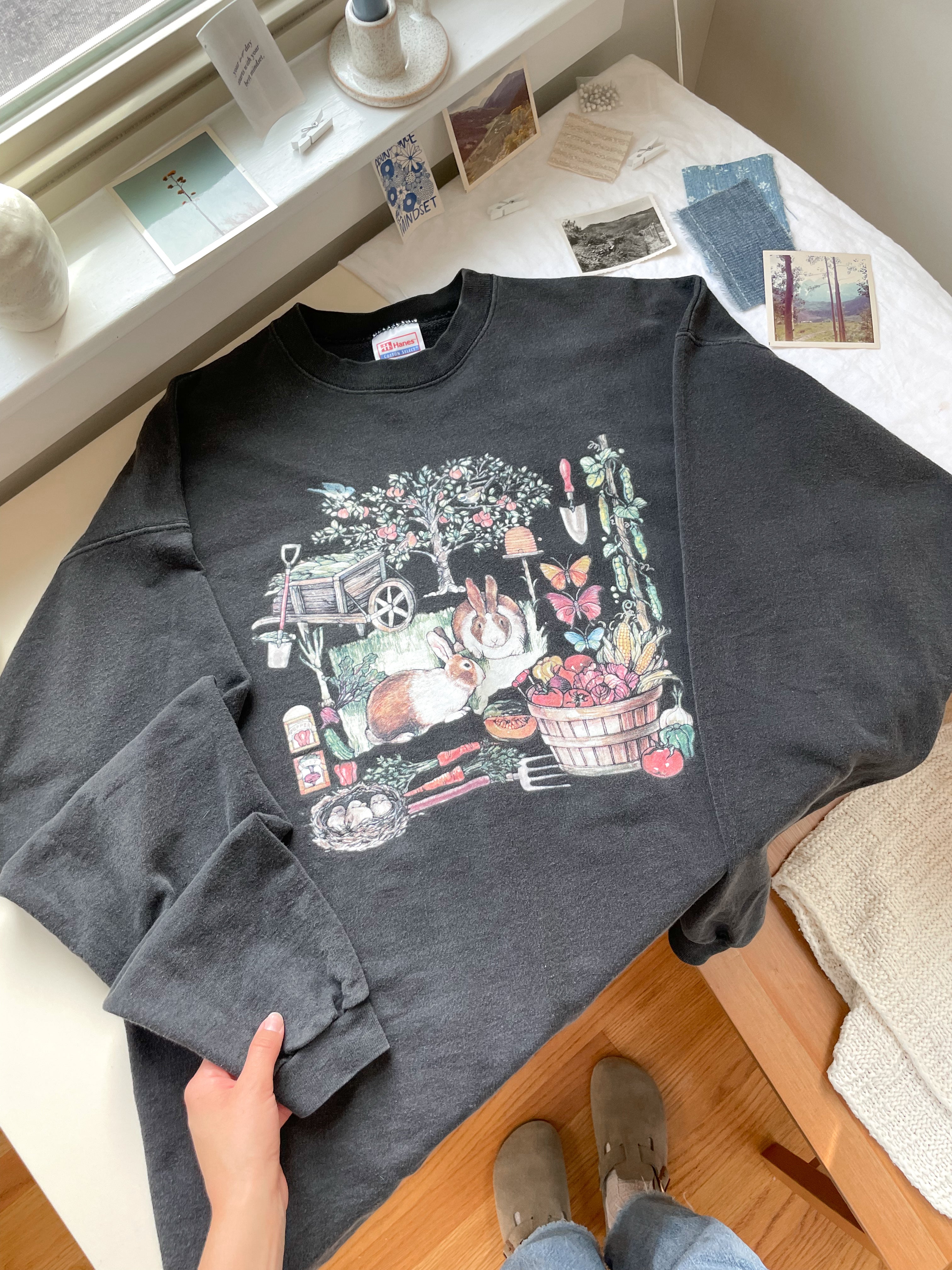 The Bunny Garden Crewneck (XL)