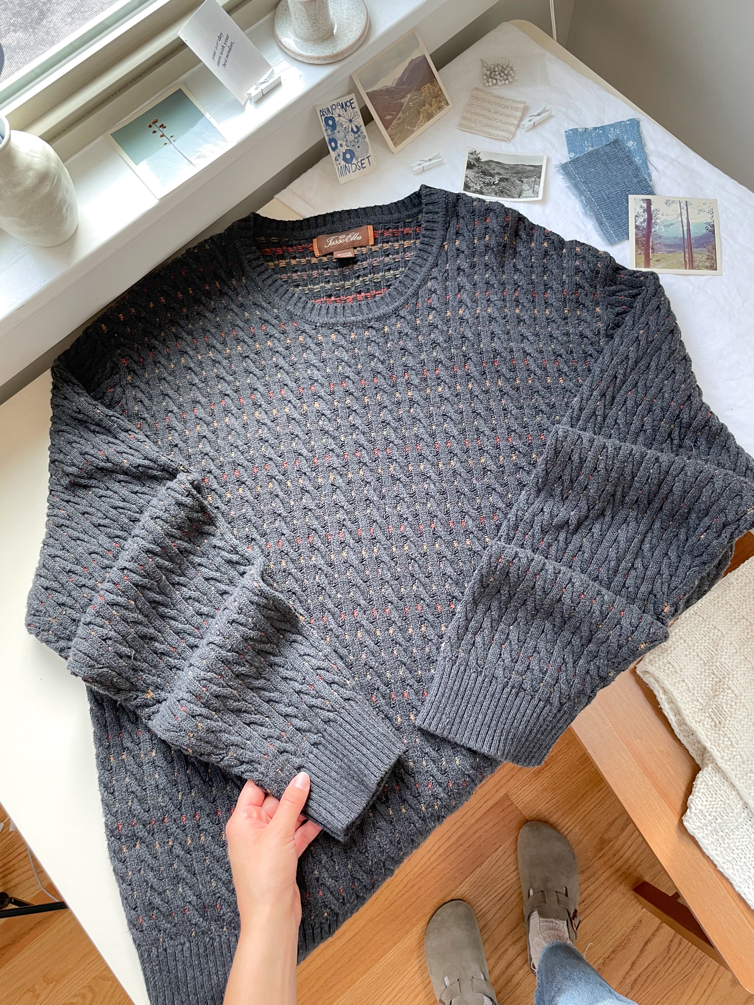 The Moody Autumn Sweater (XL)