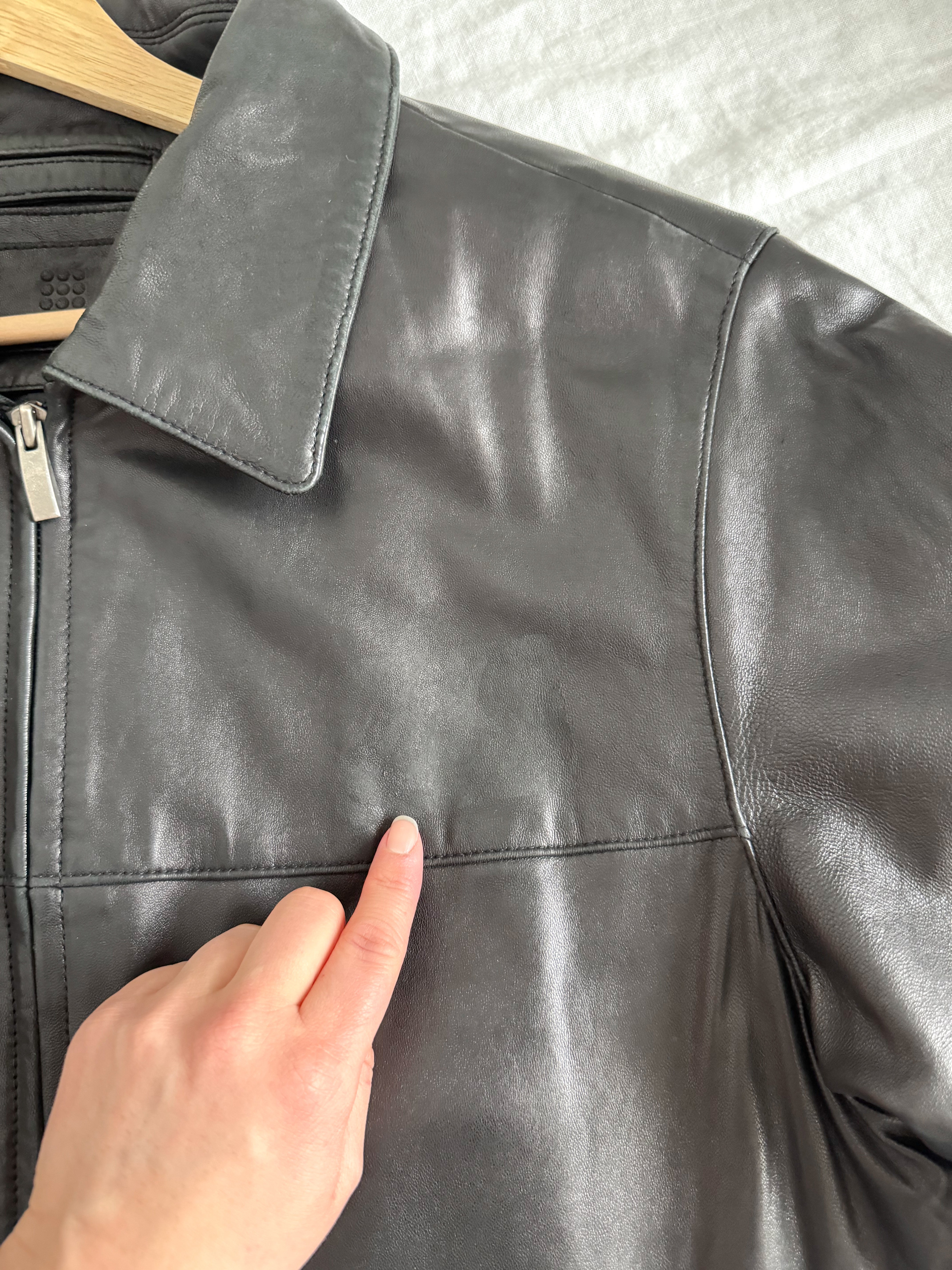 The Edgy Black Leather Jacket (M)