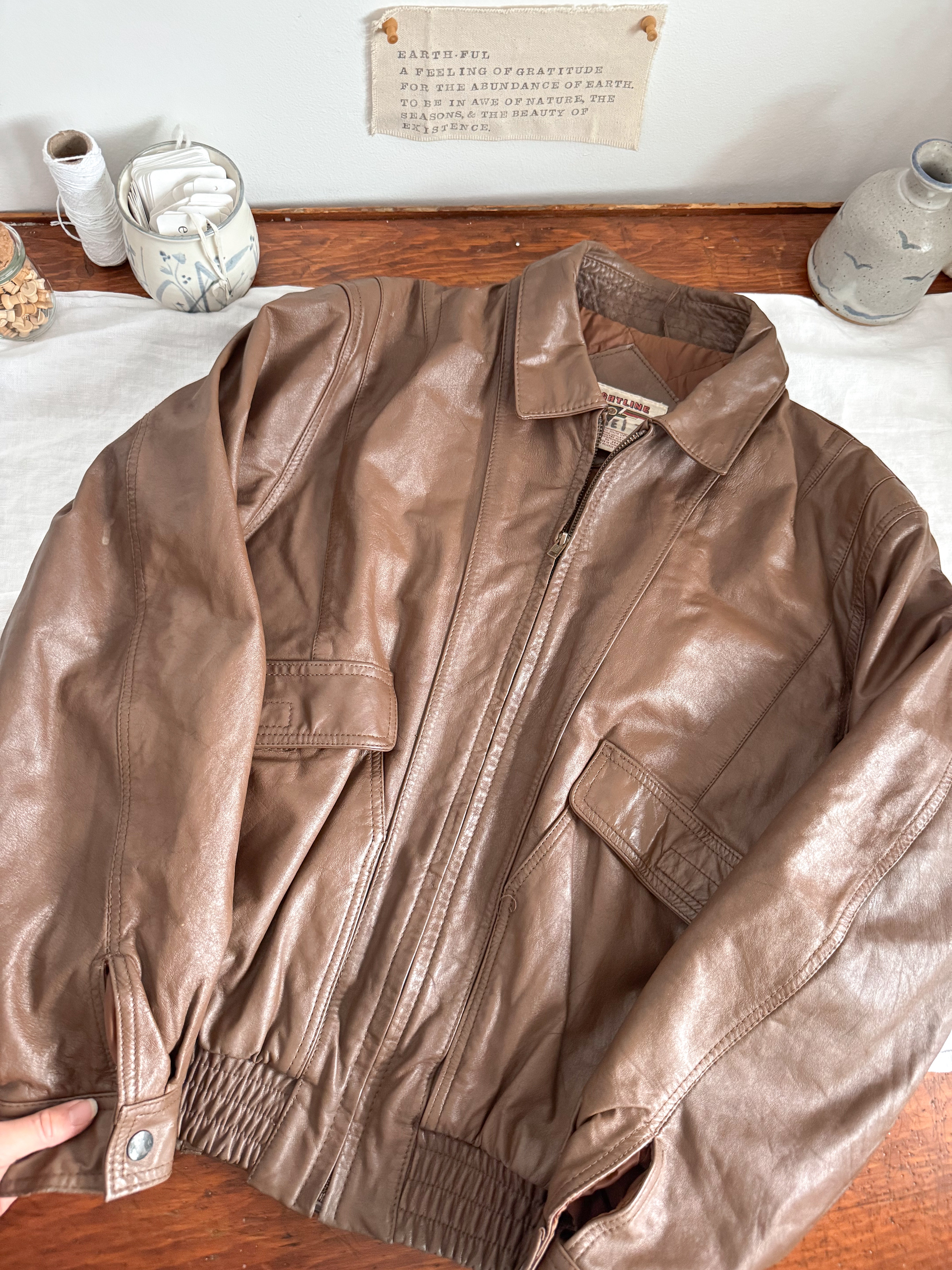 The Flightline Bomber Leather Jacket (M)