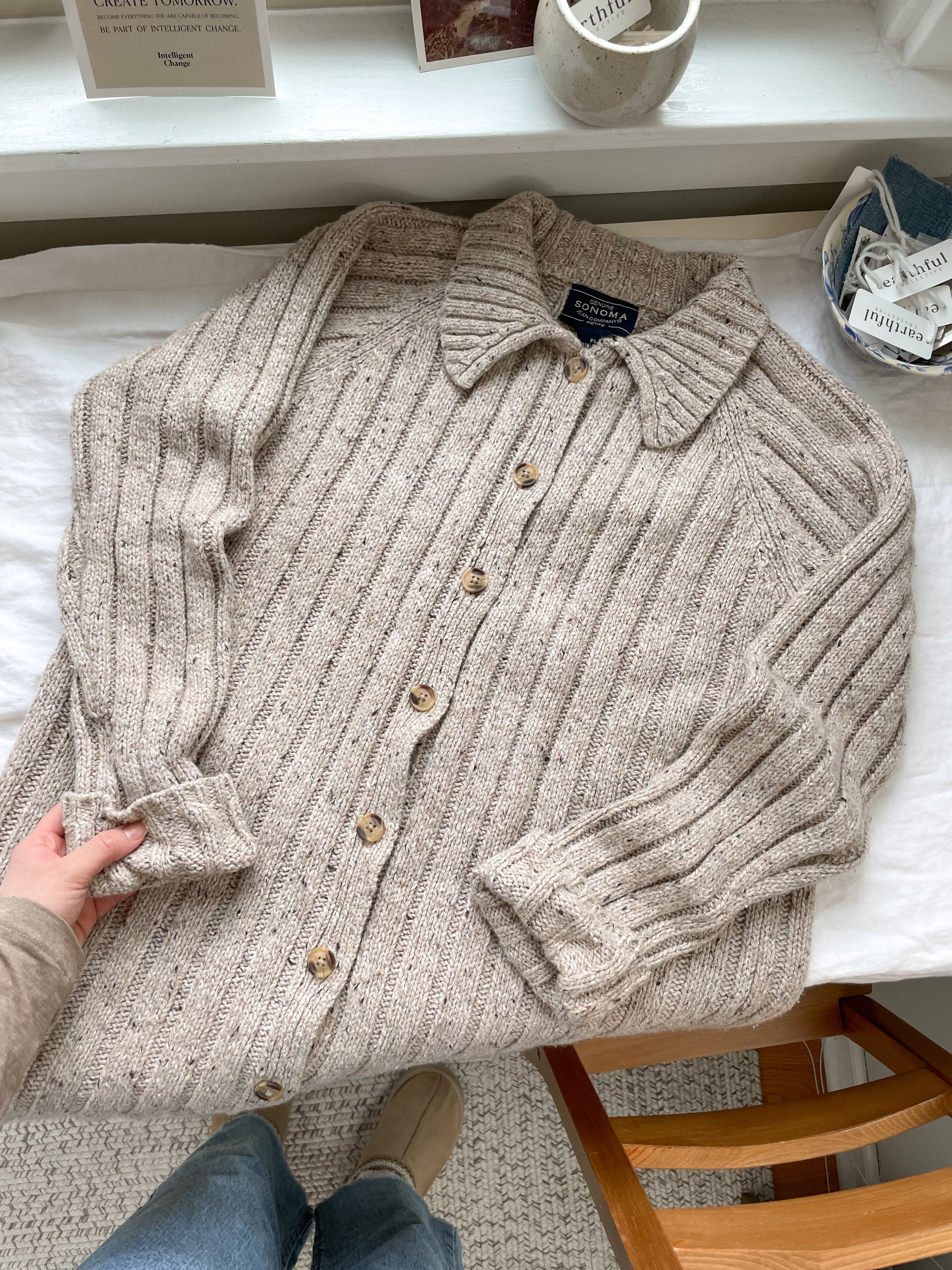 The Beige Speckled Cardigan (M)