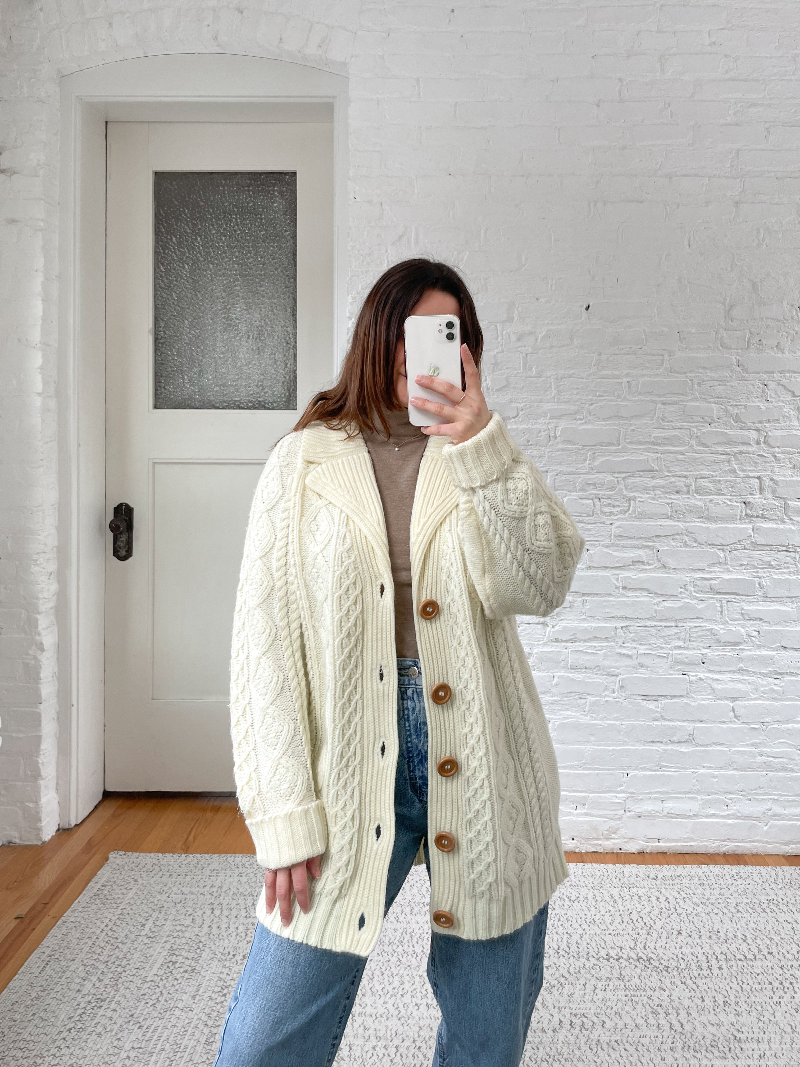 The French Vanilla Collared Cardi (L)