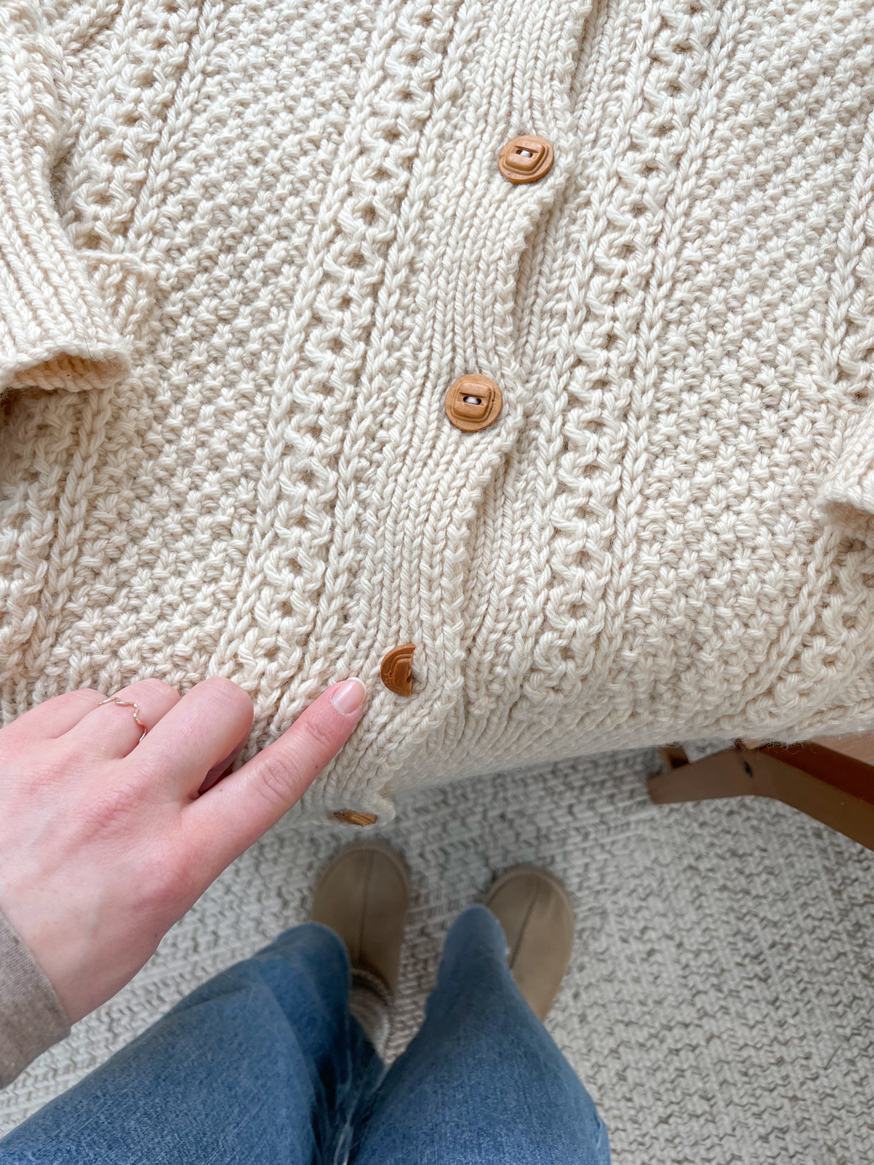 The Woodsy Cable Knit Cardigan (L)