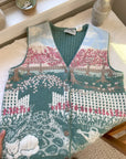 The Spring Scenery Sweater Vest (L)