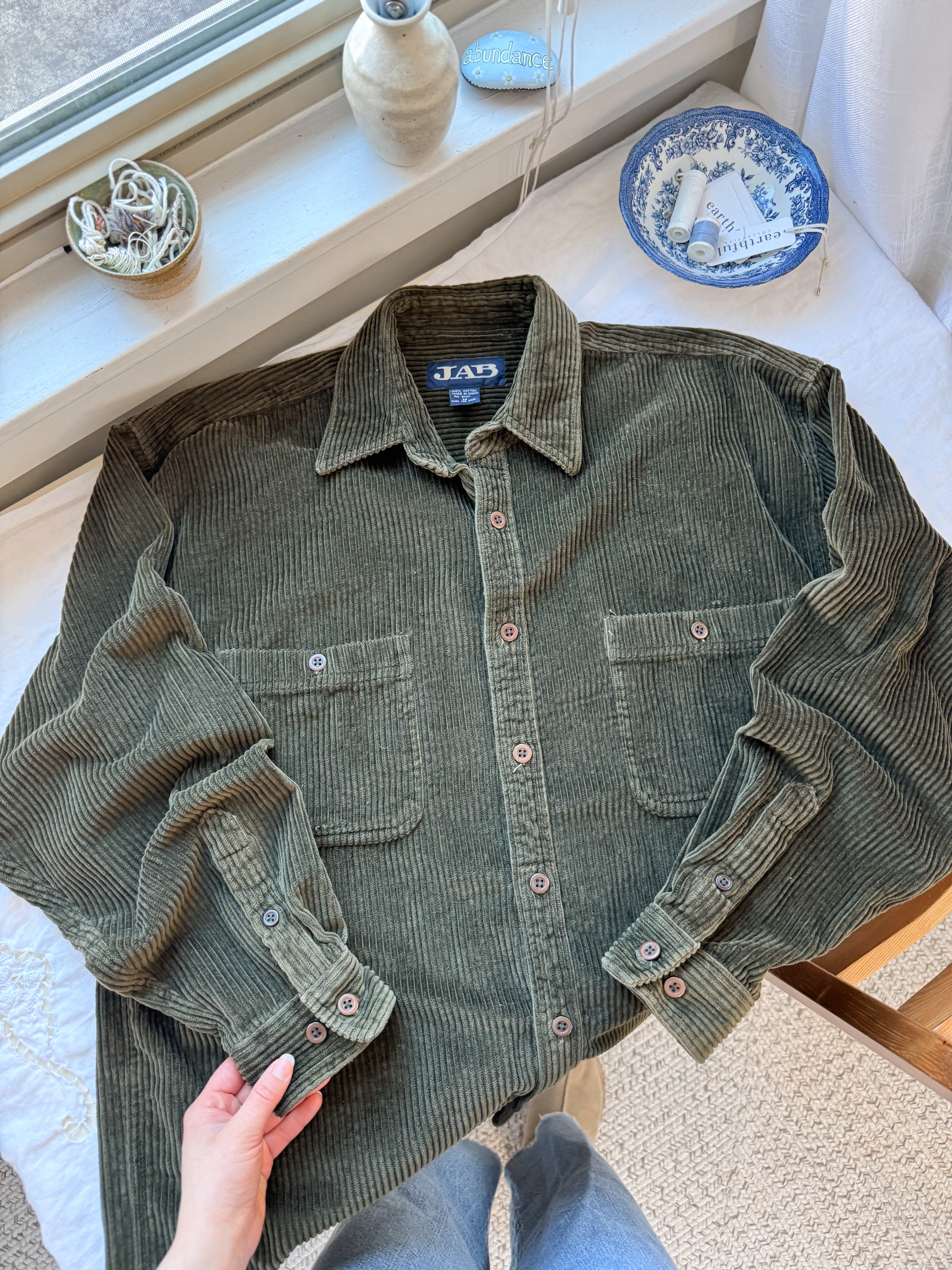 The Forest Green Corduroy Button Up (L)