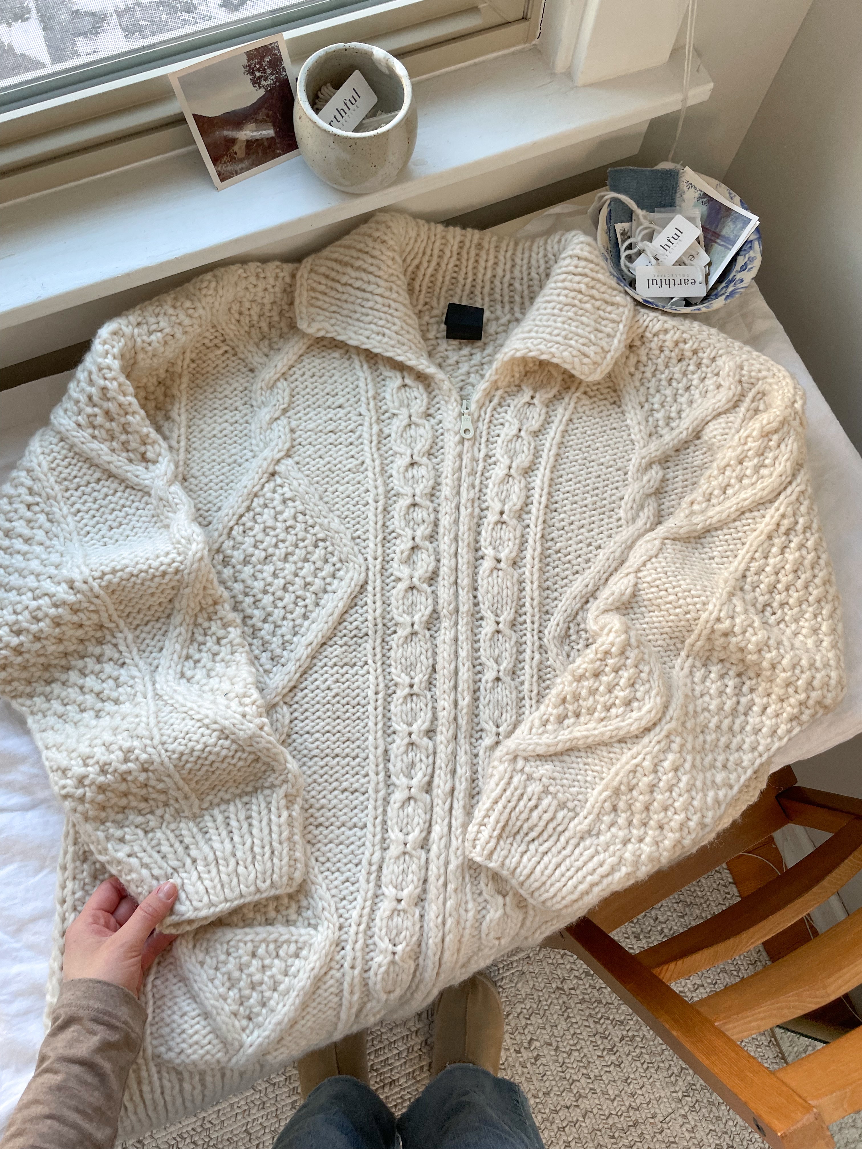 The Chunky Zip Up Cable Knit Cardi (L)