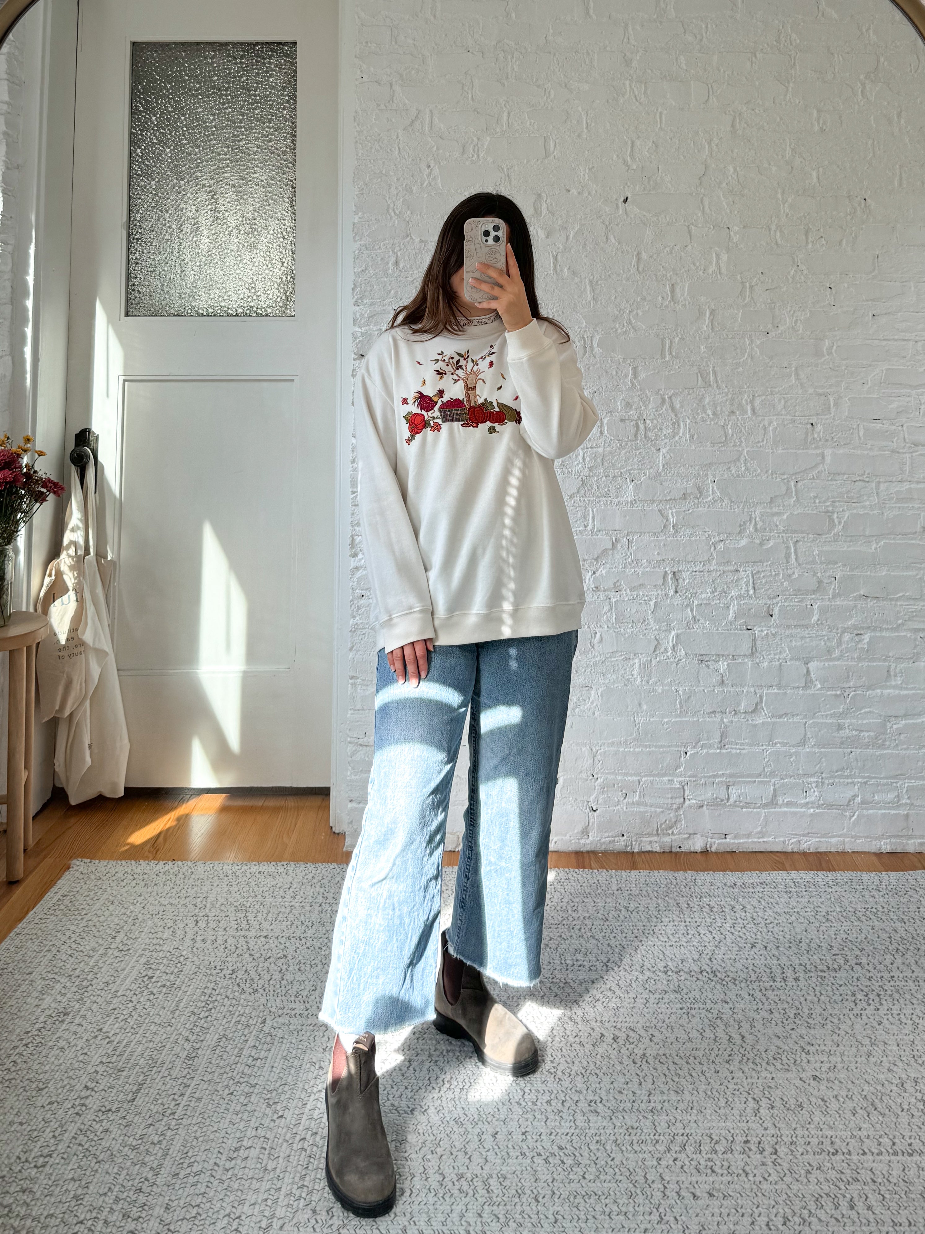 The Festive Autumn Crewneck (M)