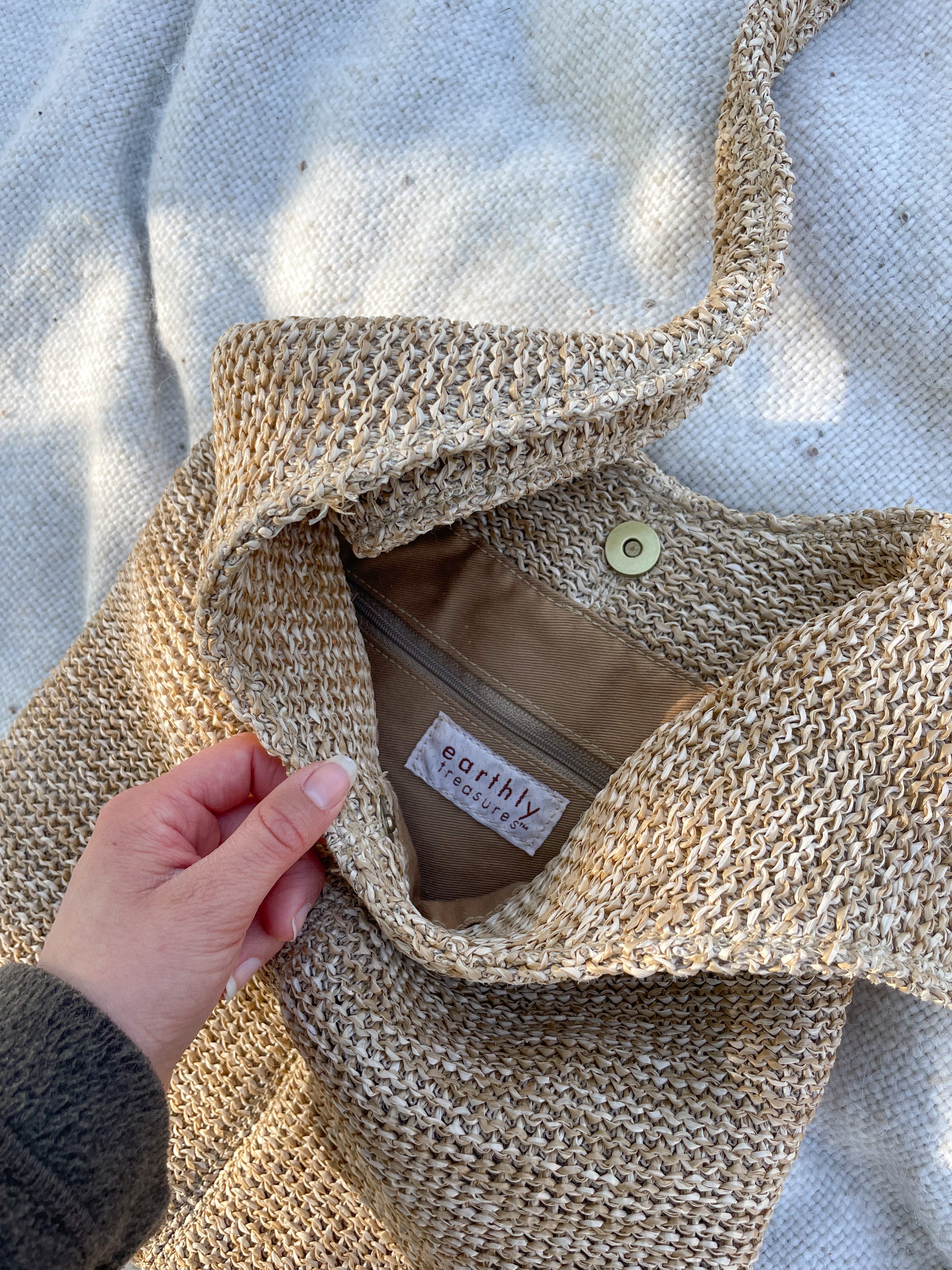 The Coastal Raffia Shoulder Bag