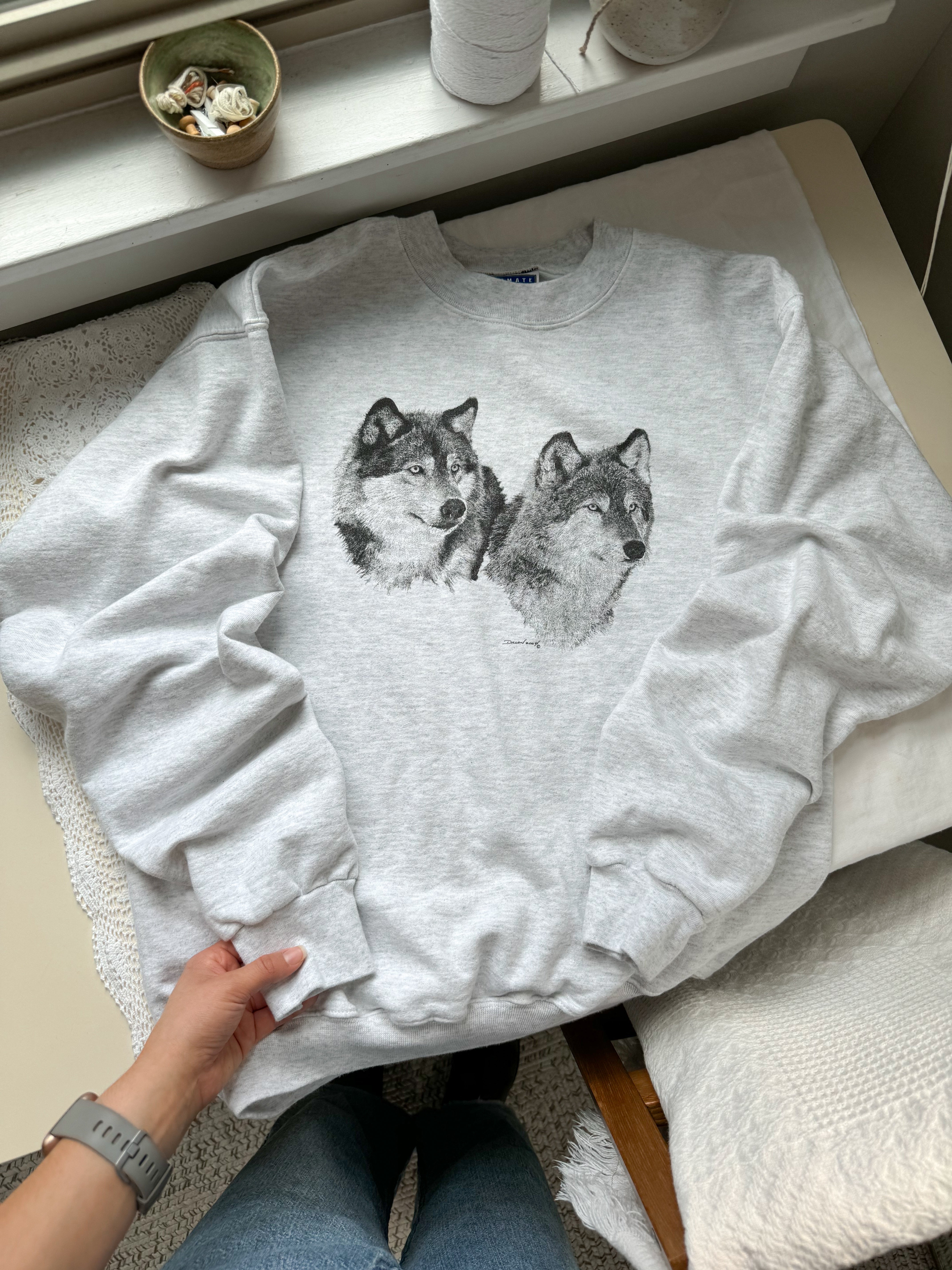 The Wolves Crewneck (M)