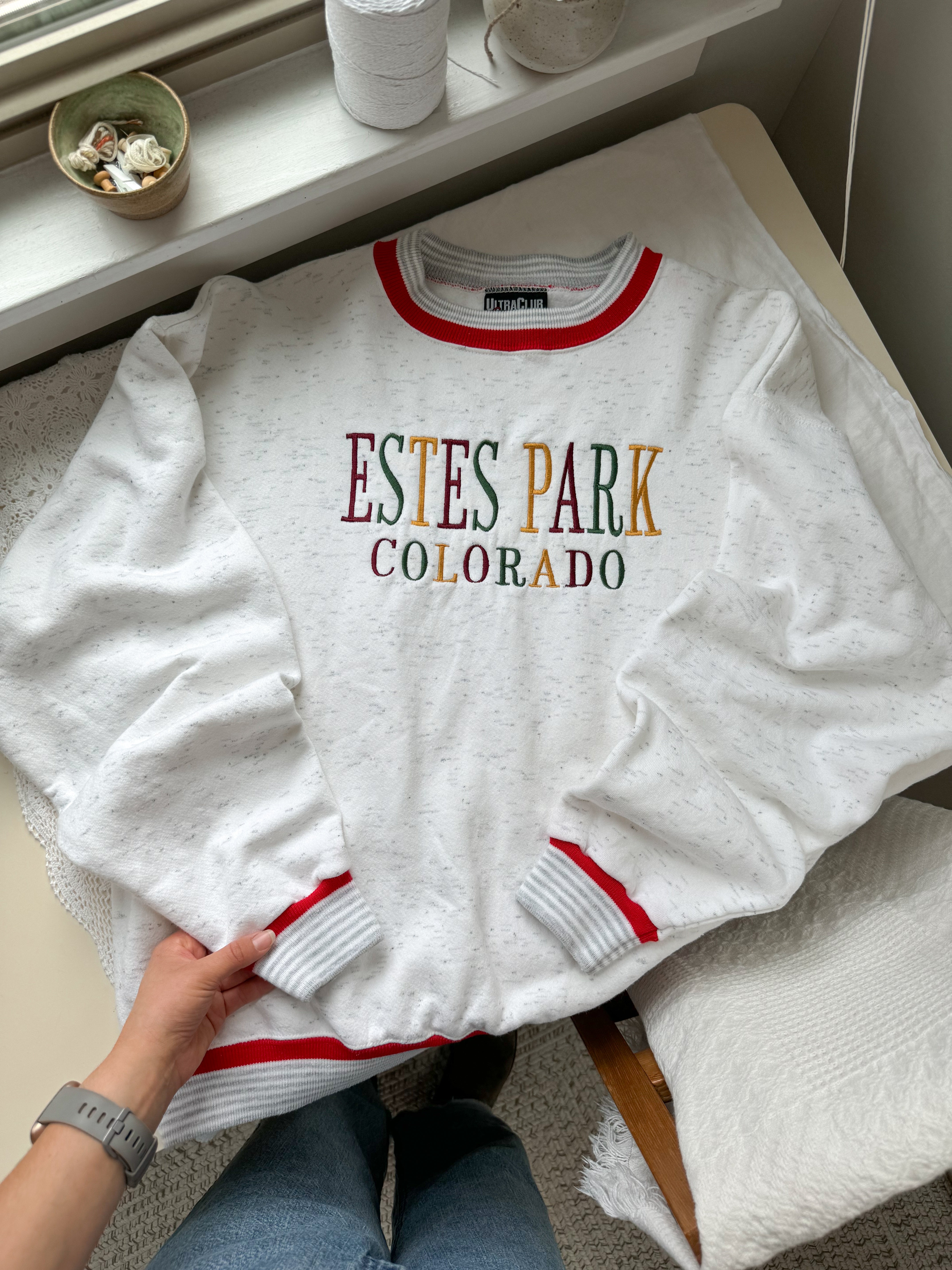 The Estes Park Colorado Crewneck (L)