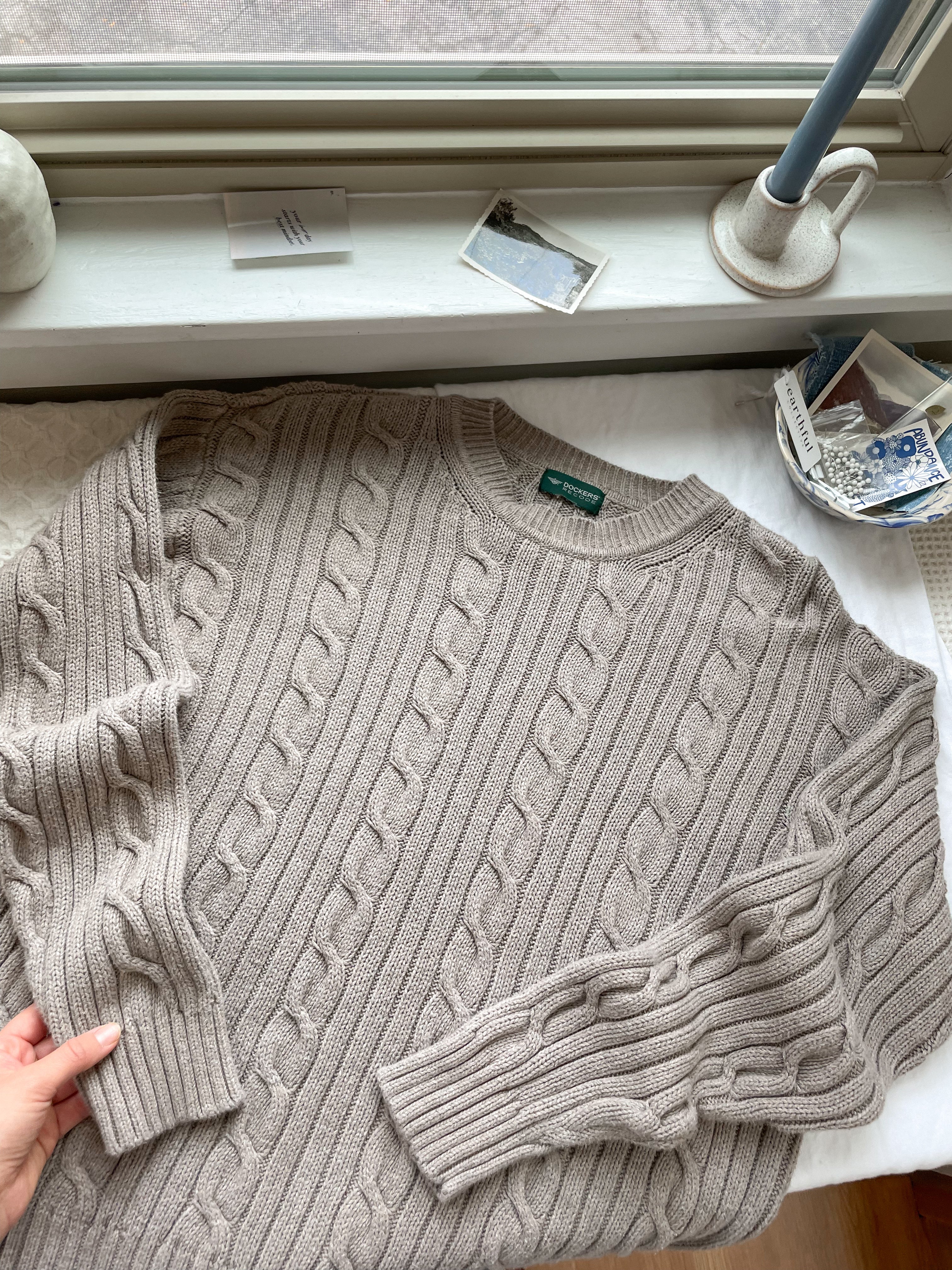 The Hazelnut Cable Knit (L)