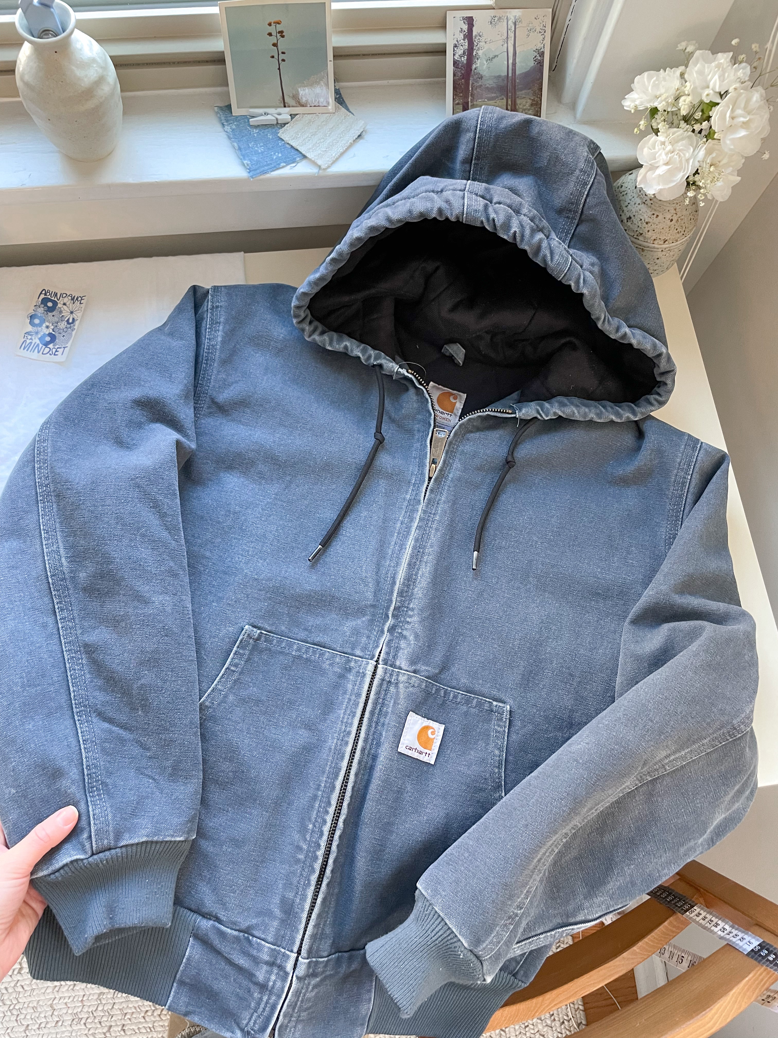 The Slate Blue Carhartt Jacket (XS)