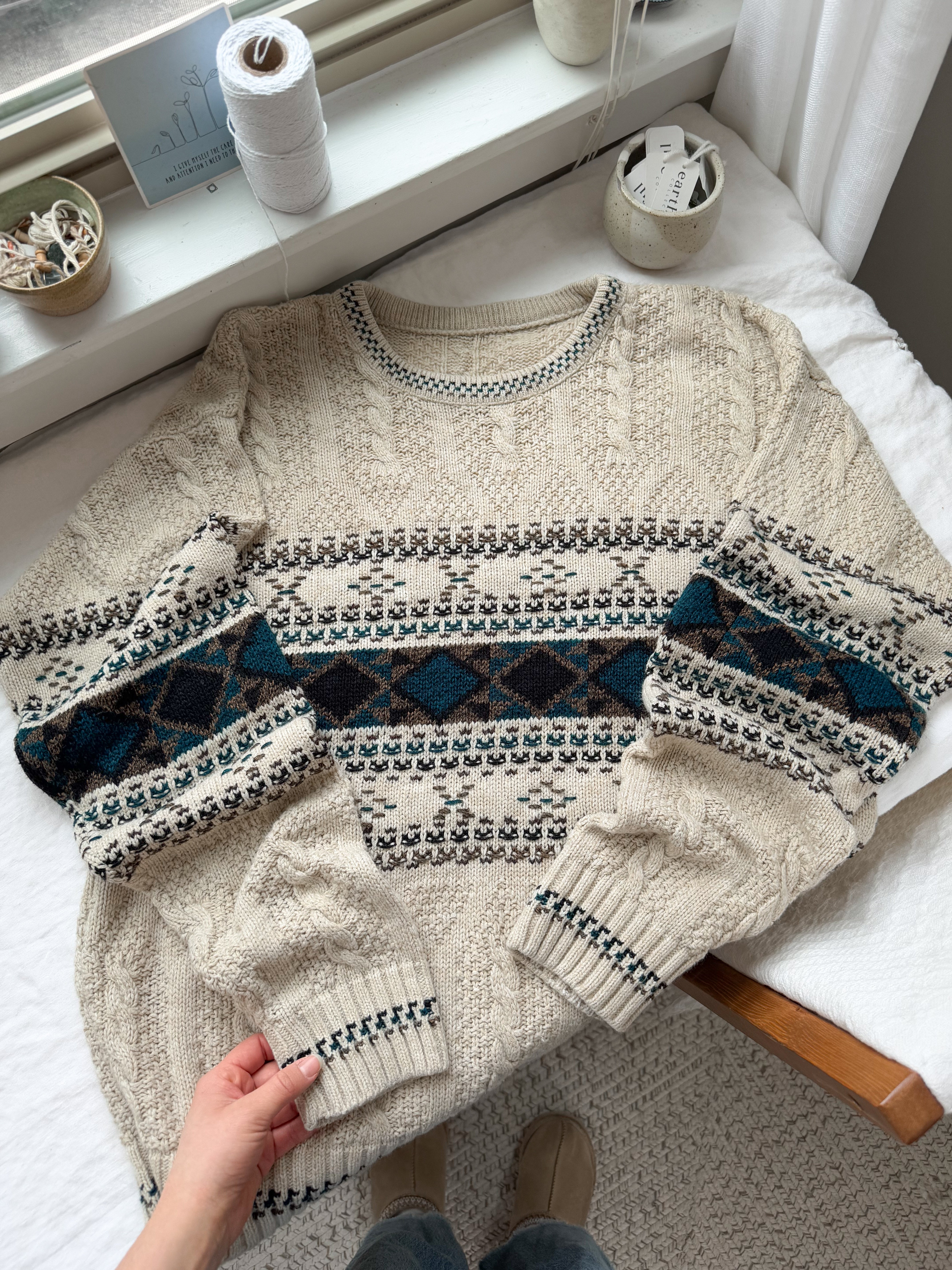 The Cozy Reading Sweater (L)