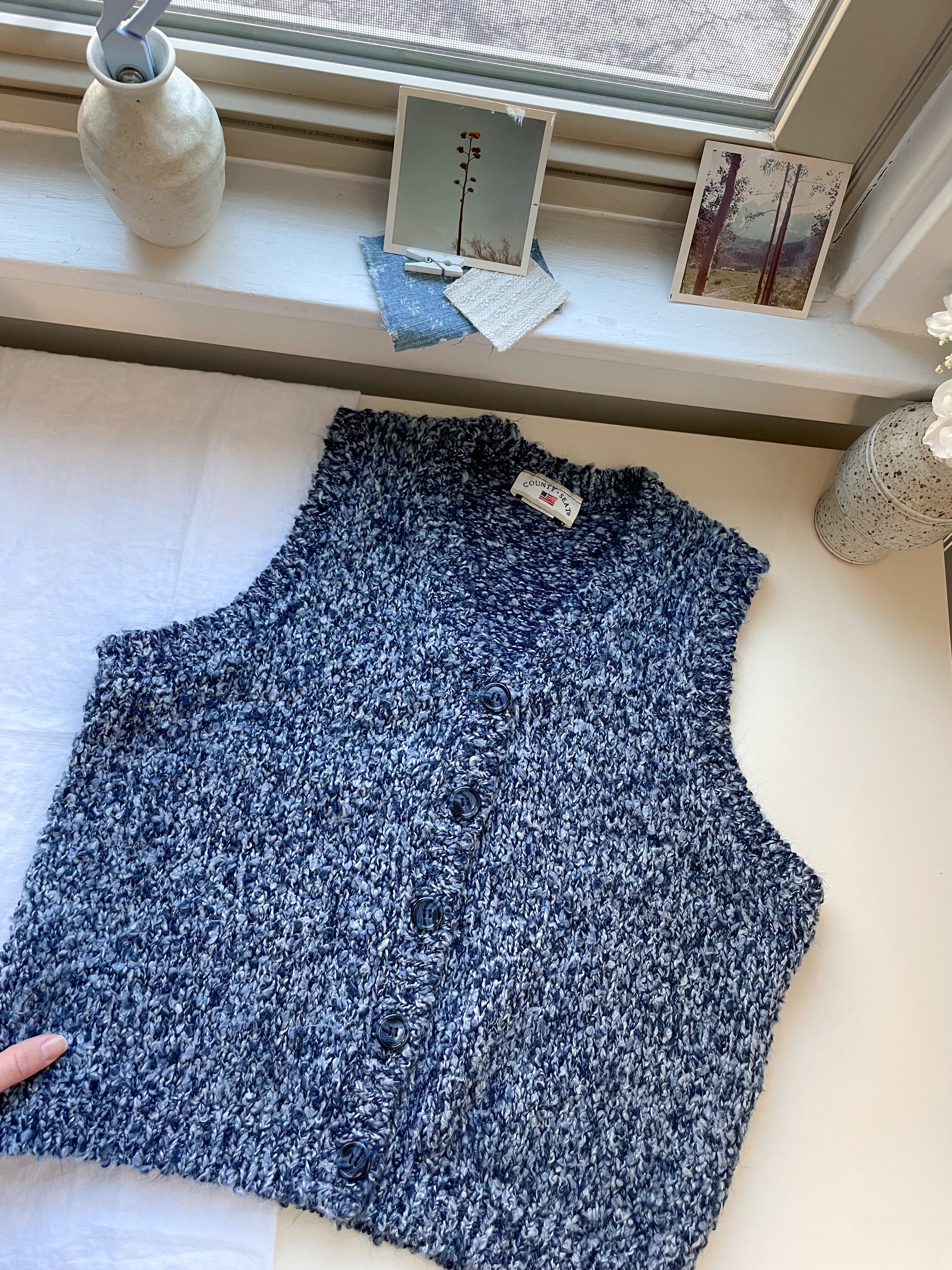 The Blue Knit Vest (M)