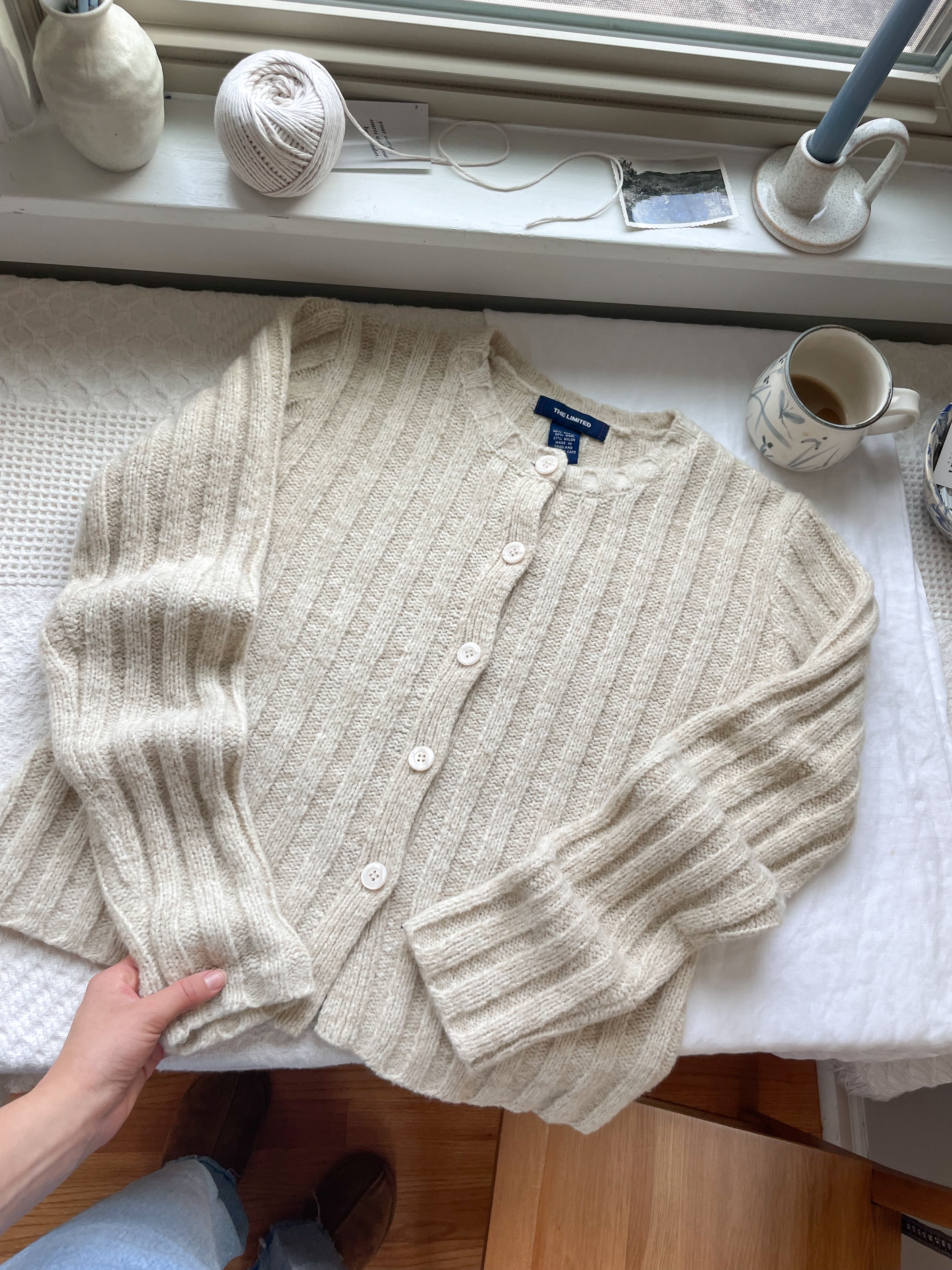 The Knit Ribbed Cardi (M)