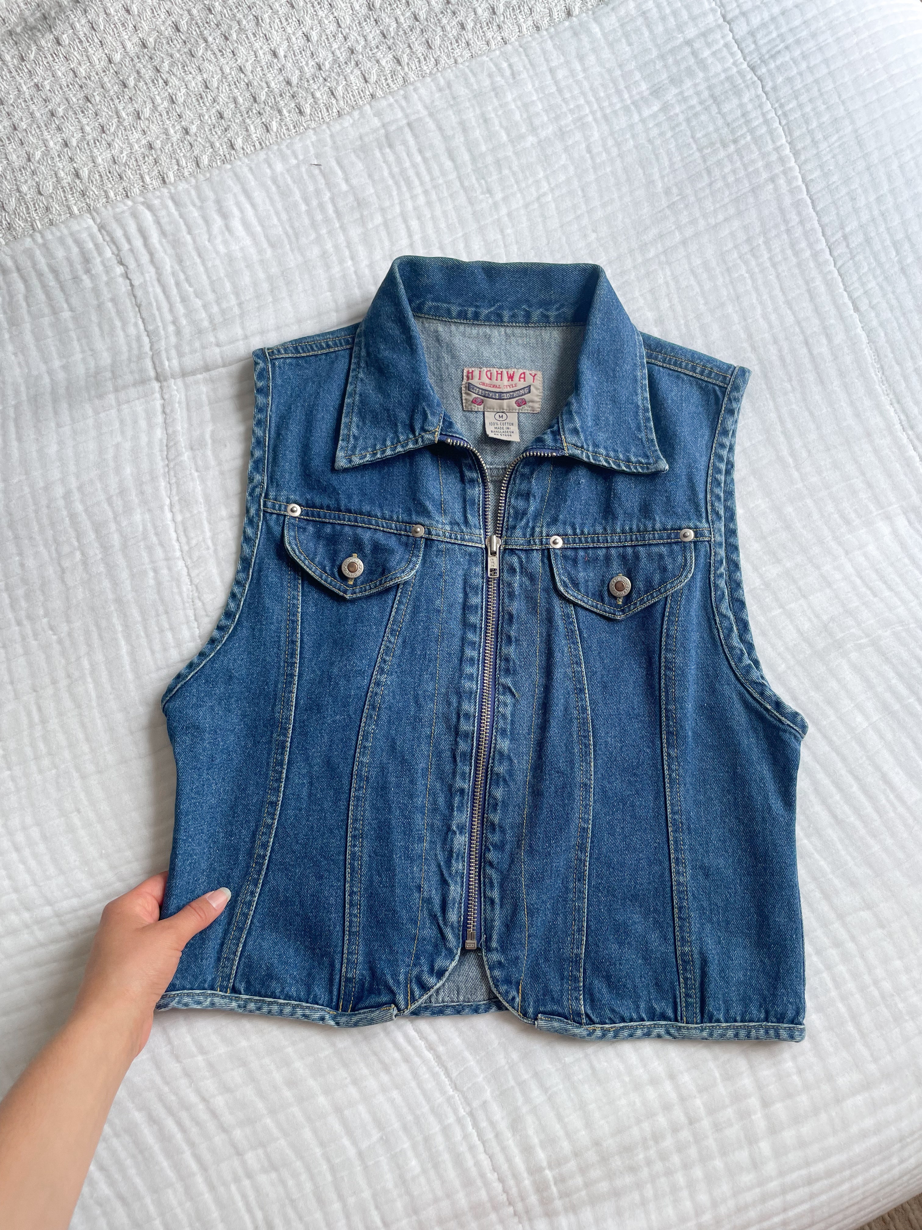 The Denim Zipper Vest (M)