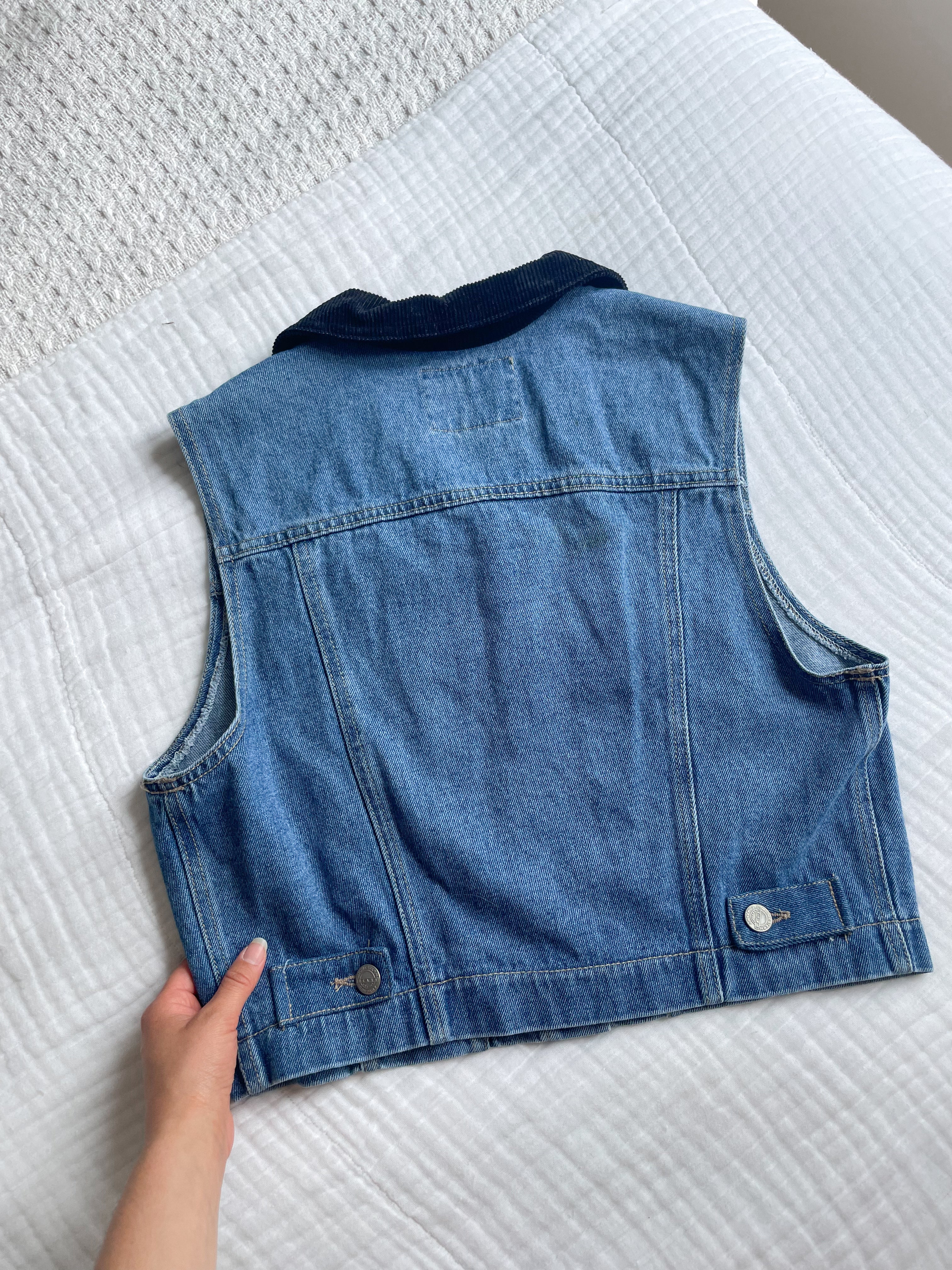 The Denim Corduroy Collared Vest (M)