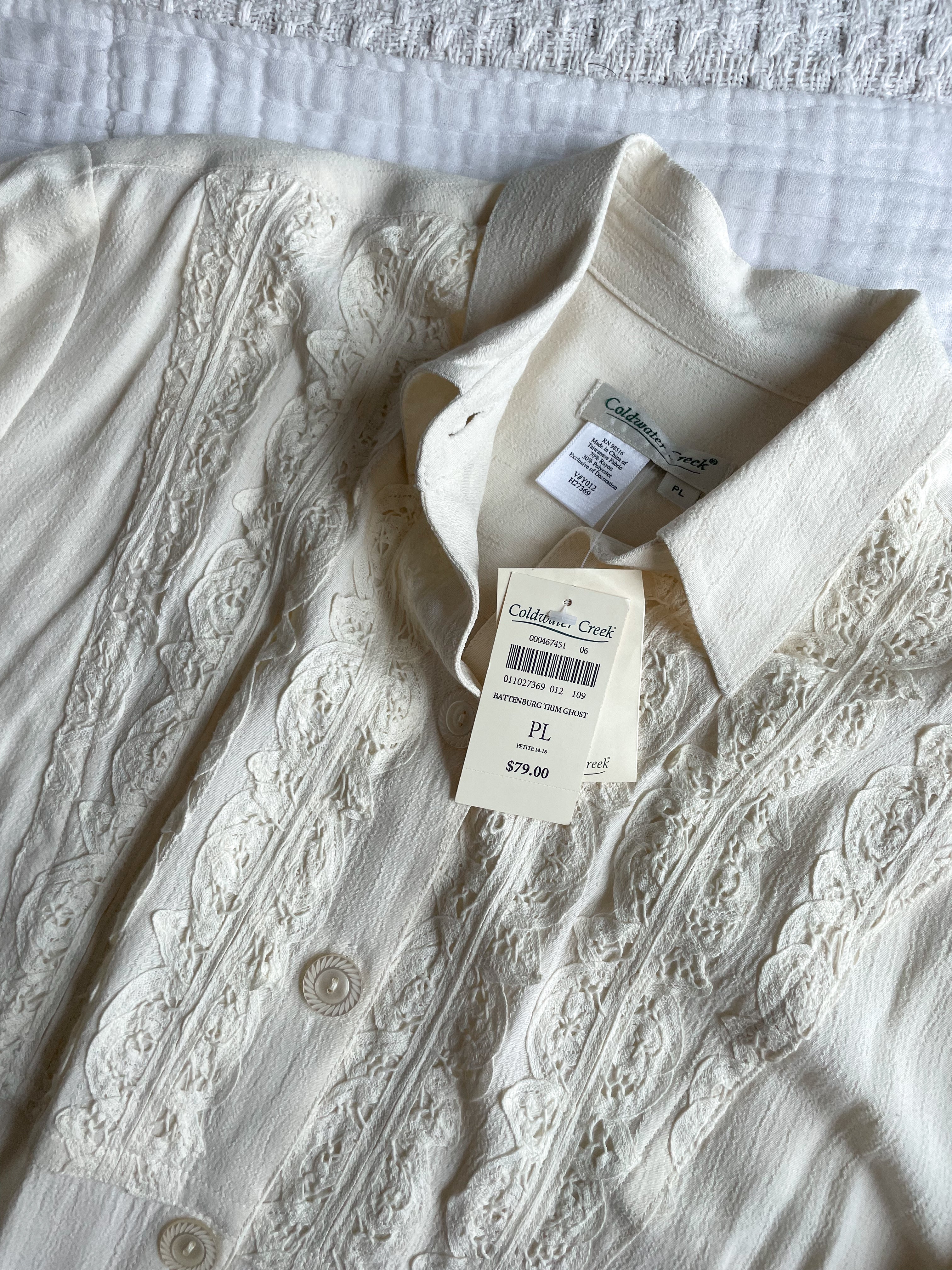 The NWT Lace Trim Button Up (PL)