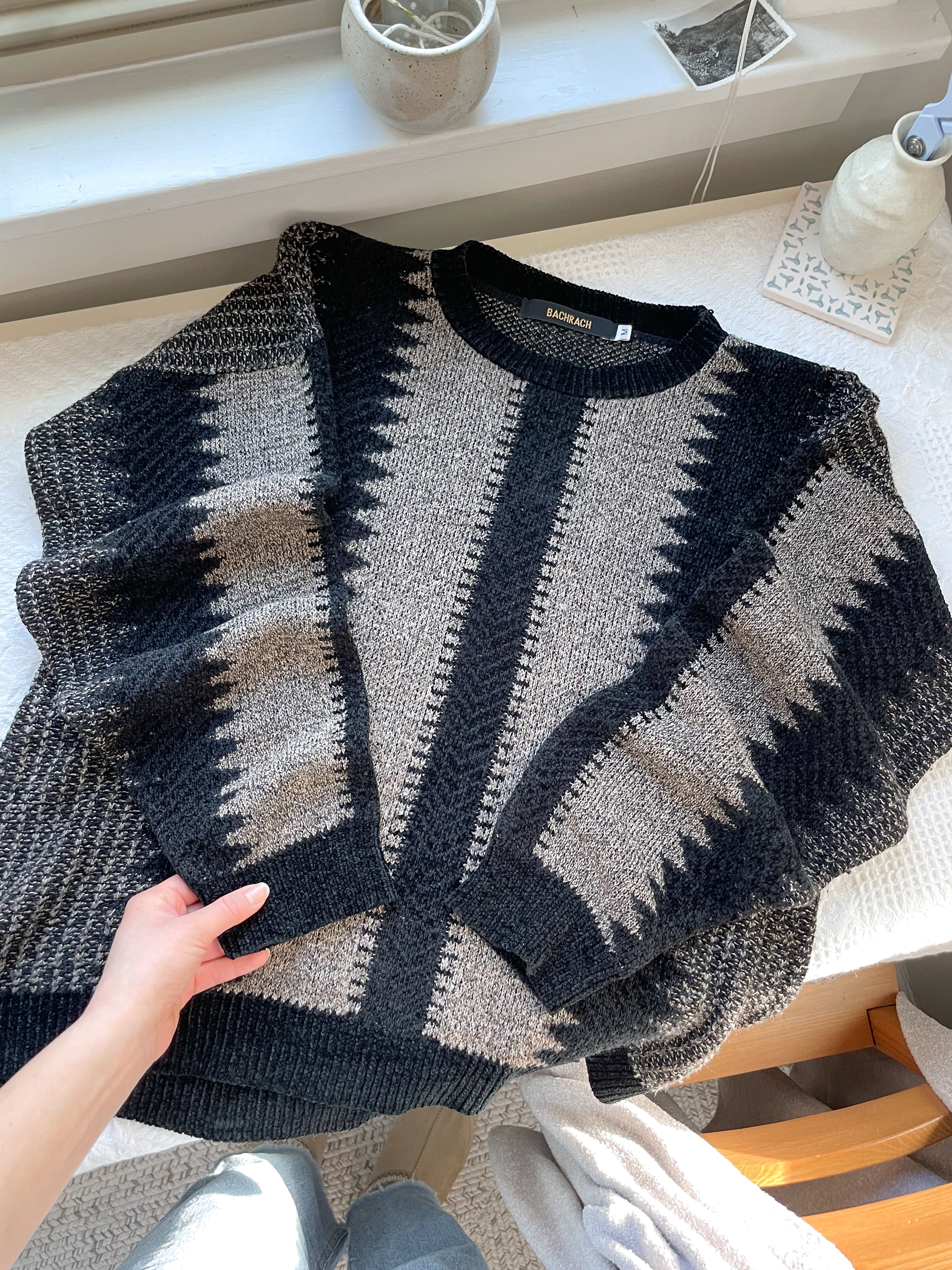 The Black &amp; Brown Zig Zag Sweater (M)