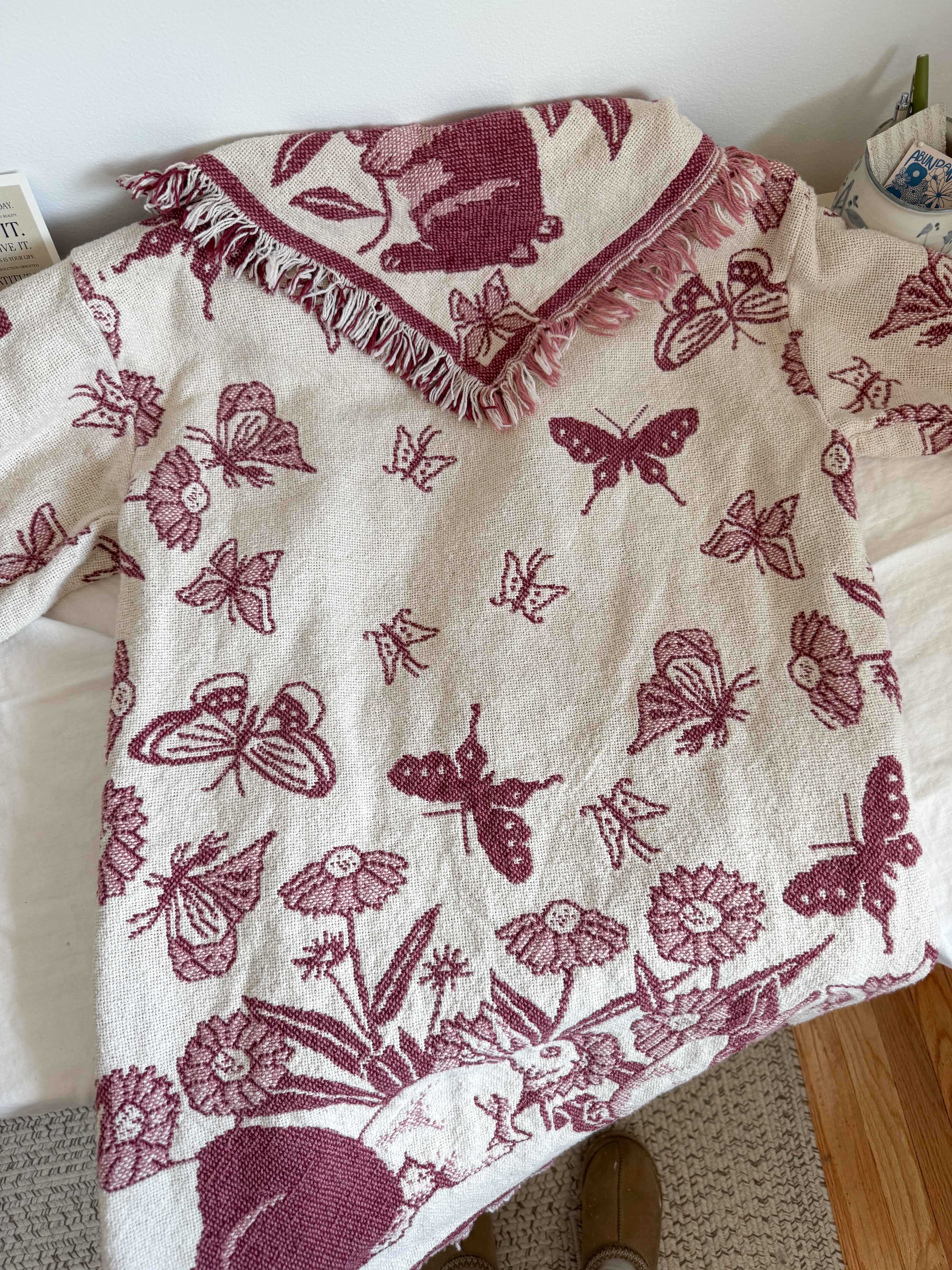 The Bunny Tapestry Blanket Cardigan (L)