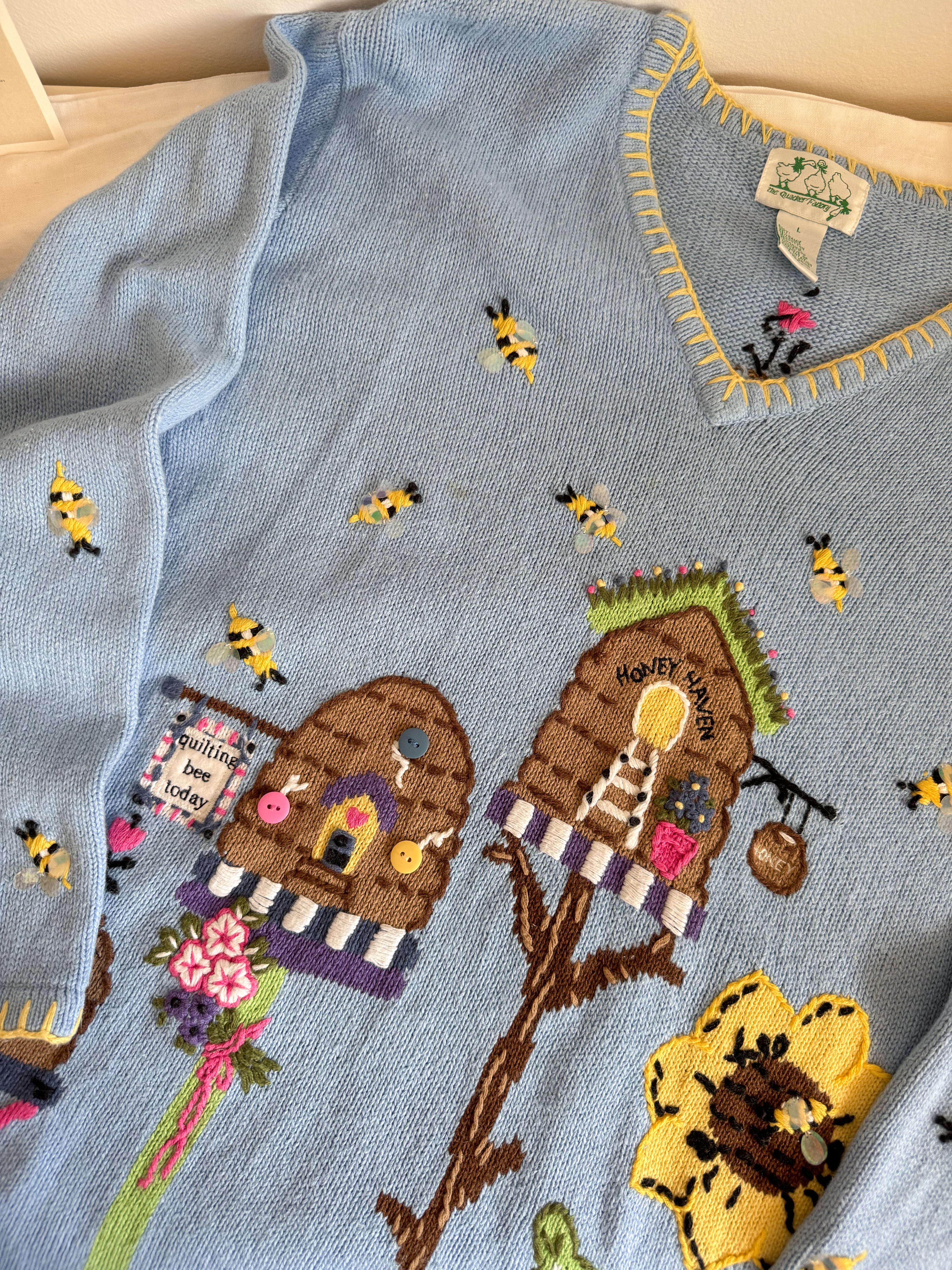 The Honey Bee Sweater (L)