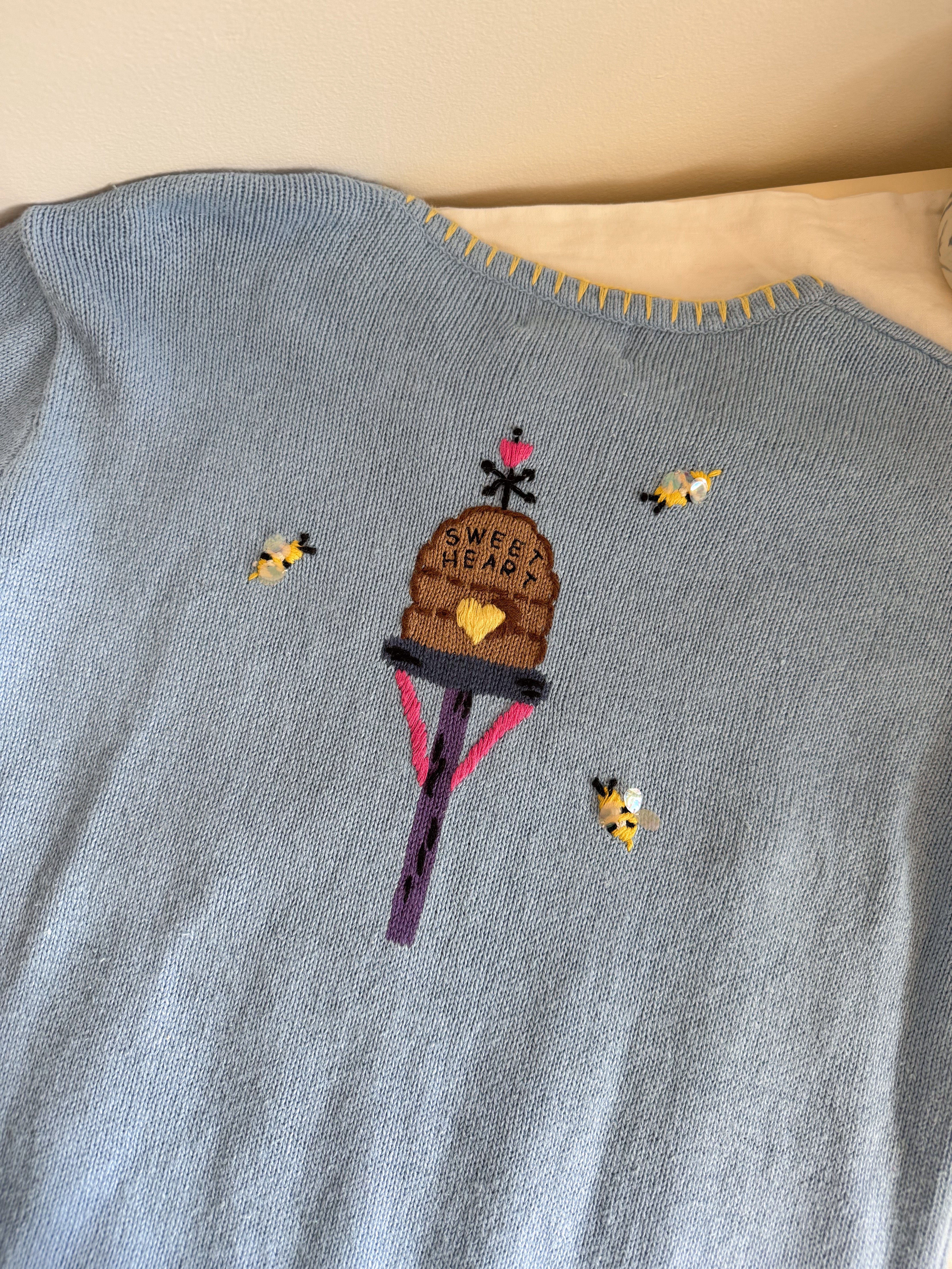 The Honey Bee Sweater (L)