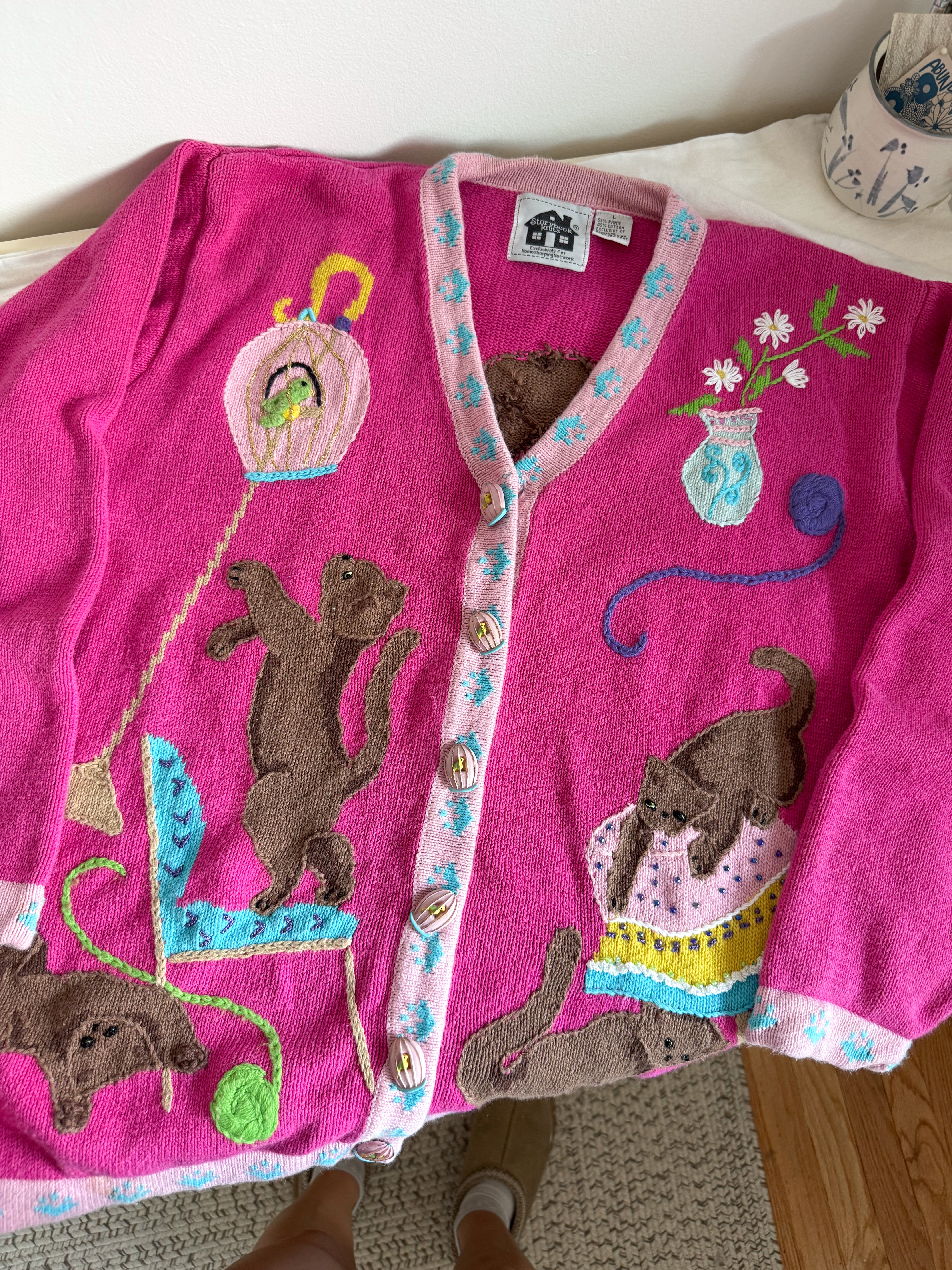 The Cat Birdhouse Cardigan (L)